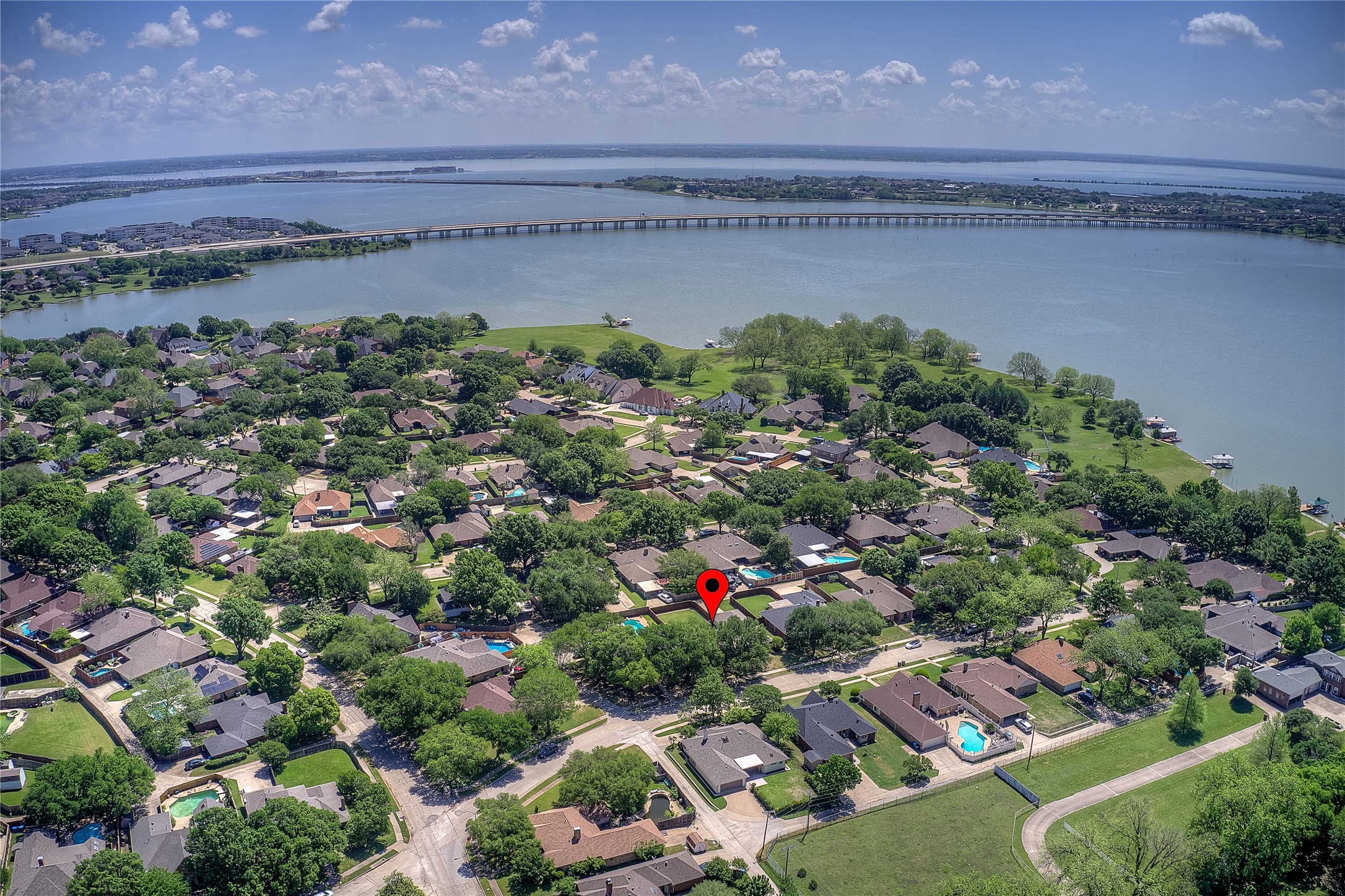 1406 Camelot Lane