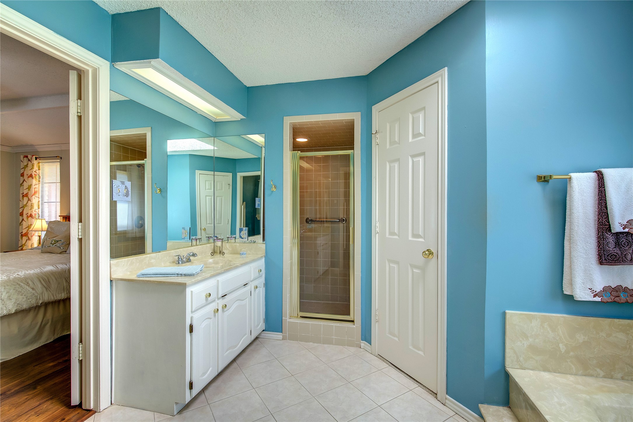 1406 Camelot Lane