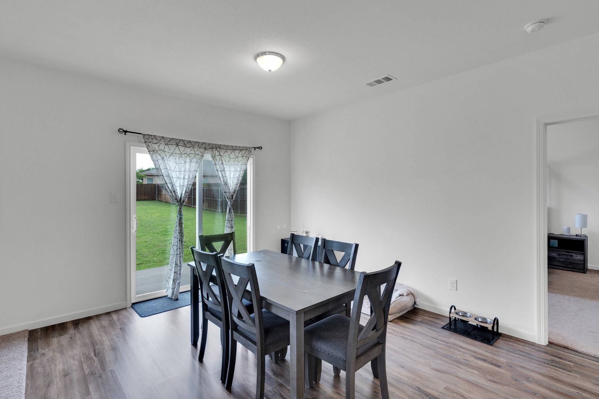 516 Leeward Lane