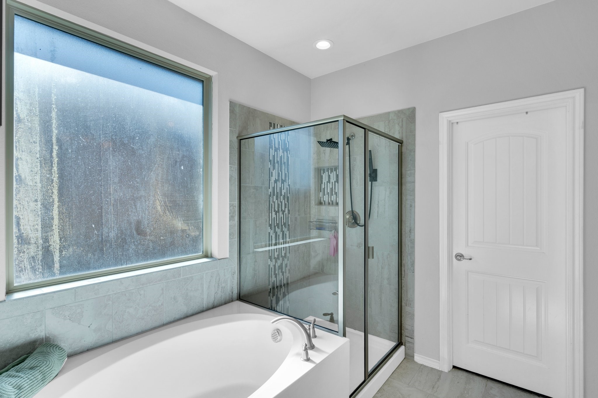 5232 Sugarcane Lane