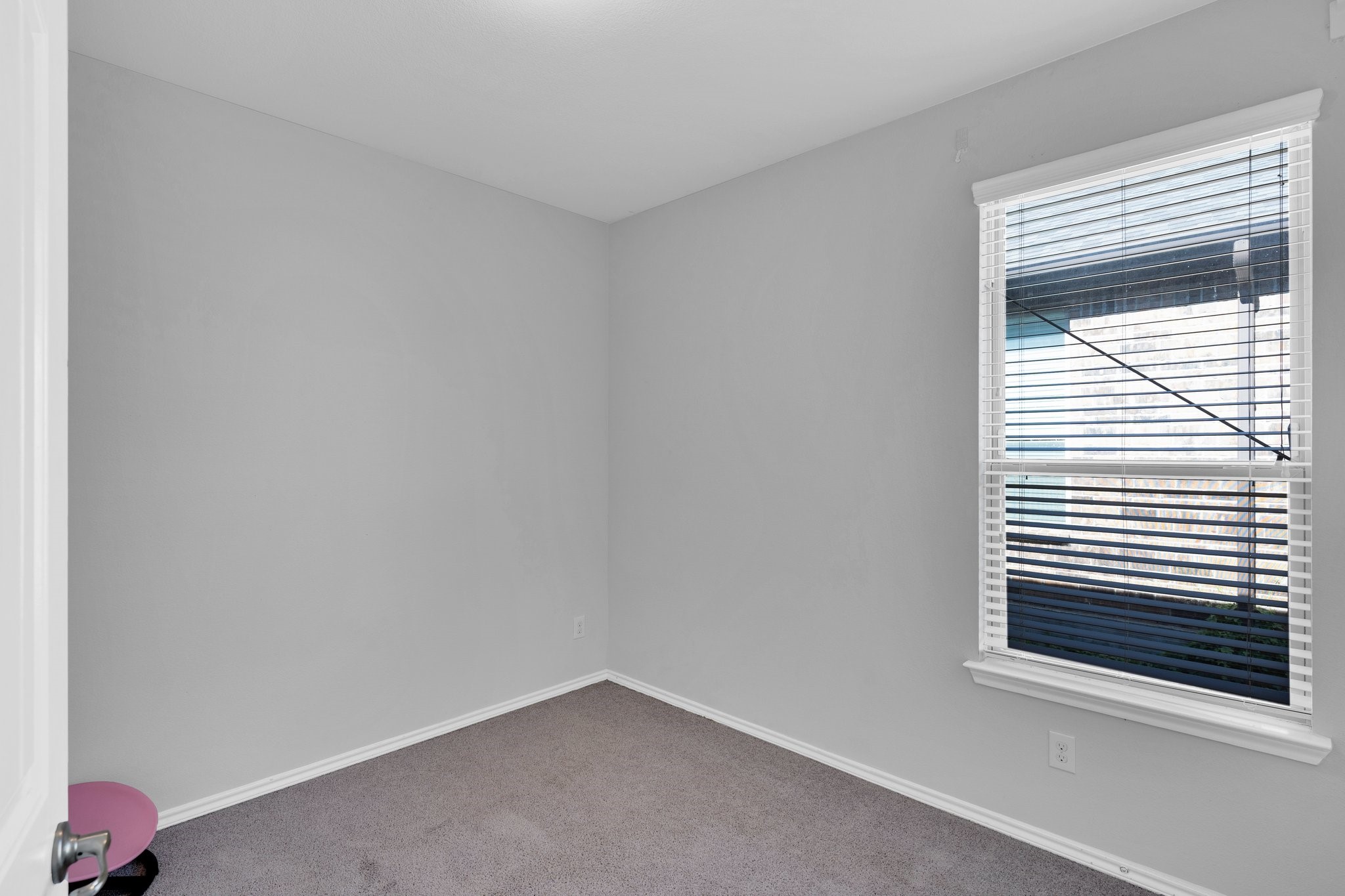 5232 Sugarcane Lane