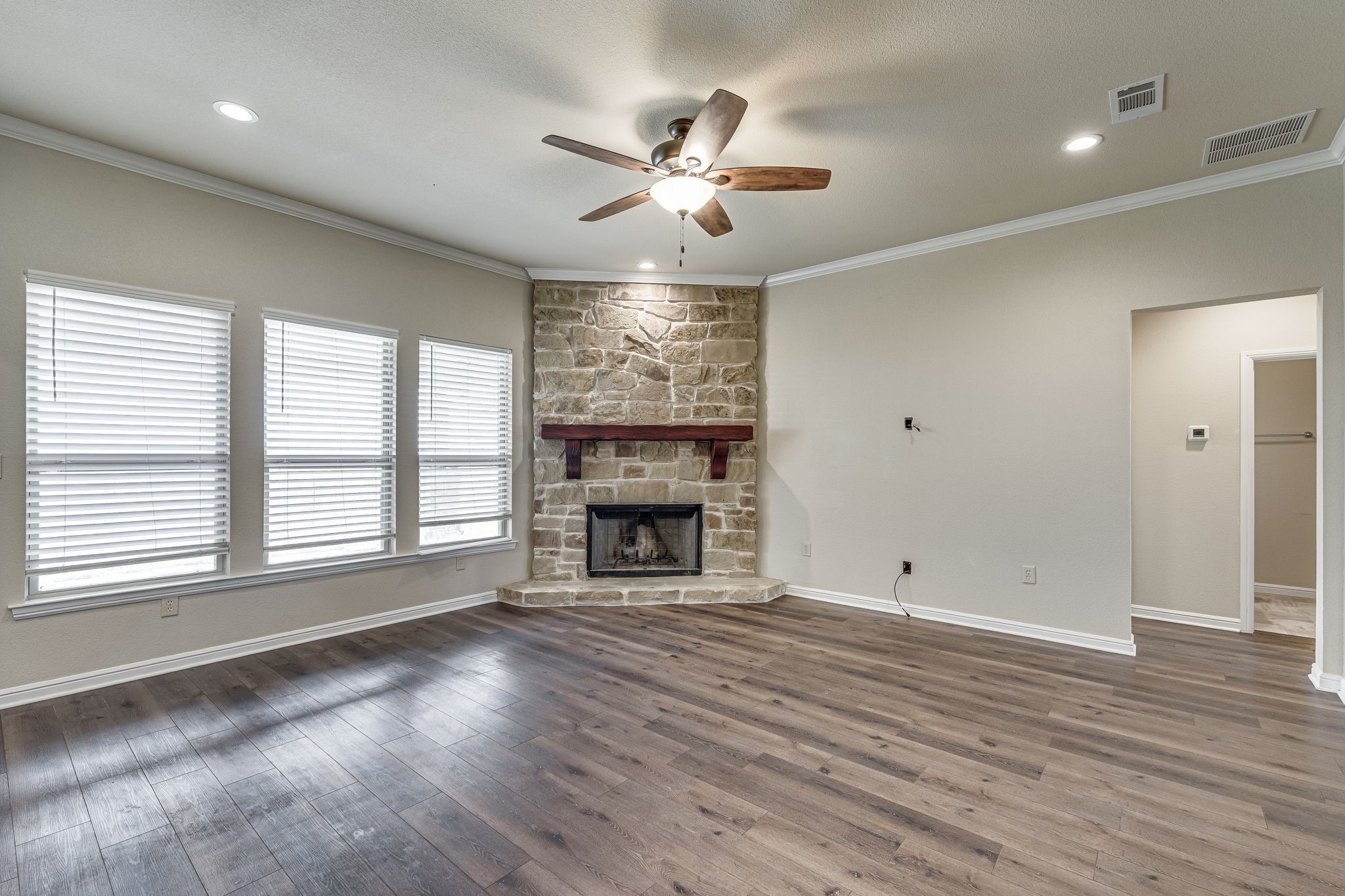 901 Hoyt Road