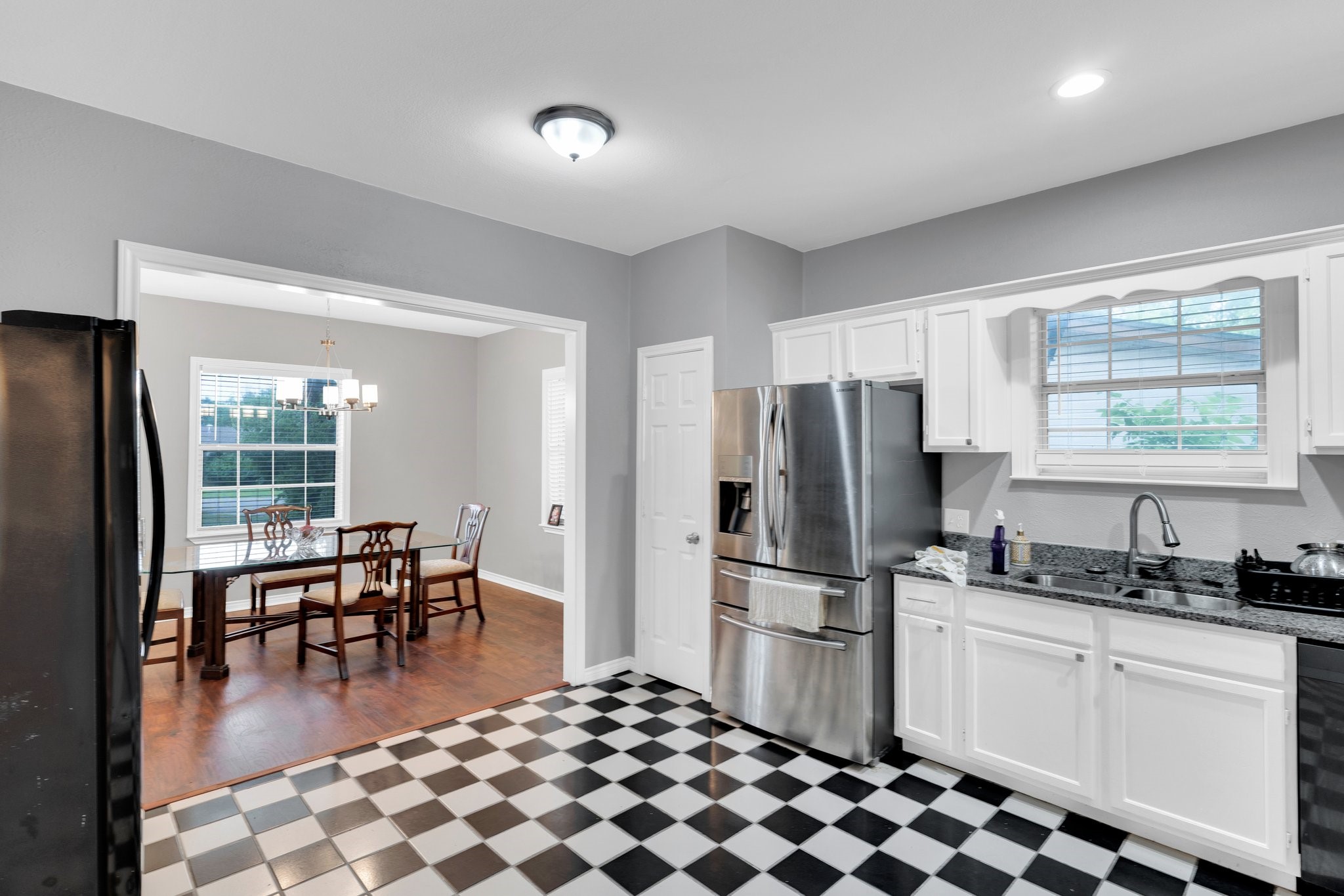 1211 Plateau Drive