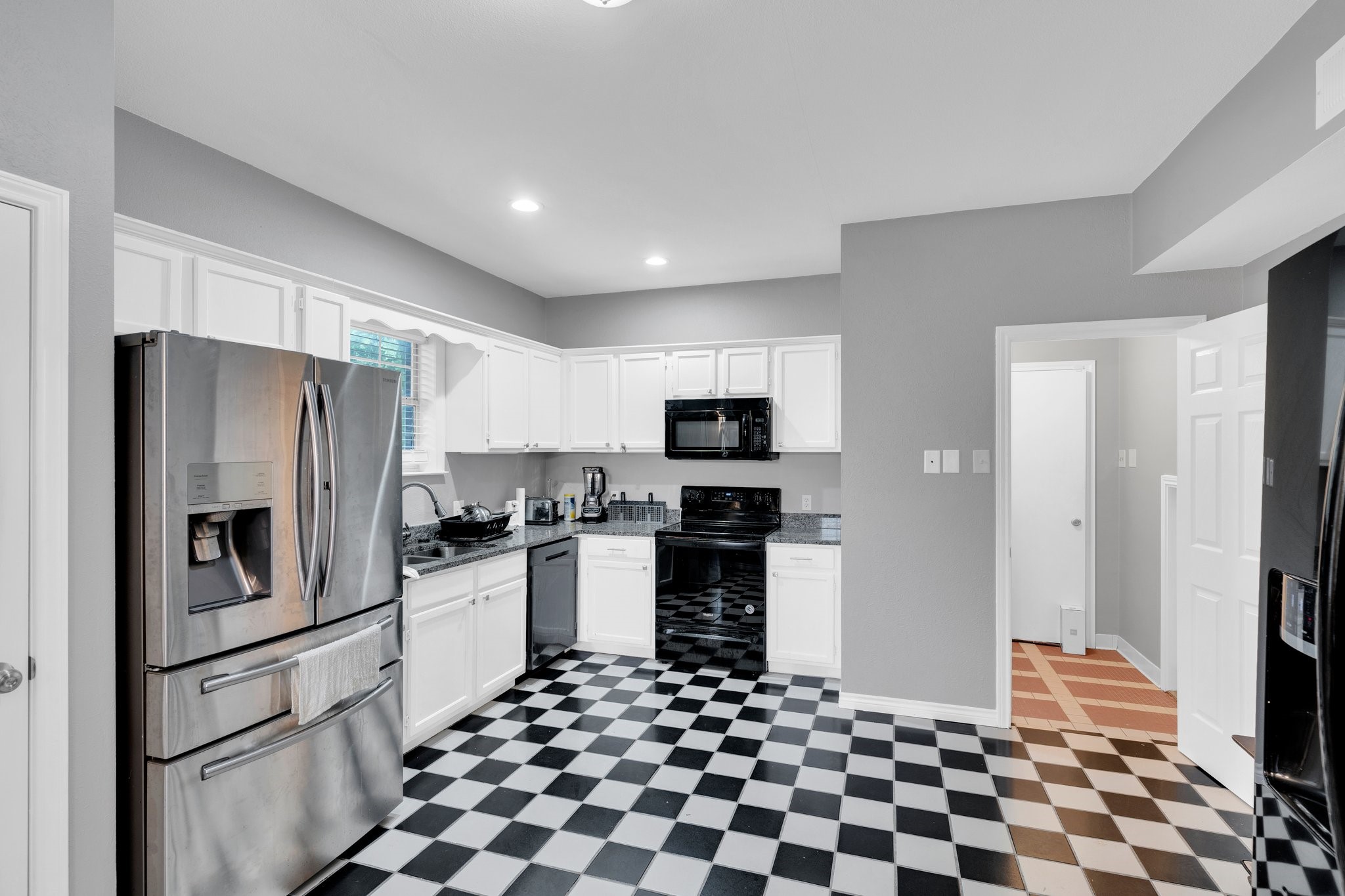 1211 Plateau Drive