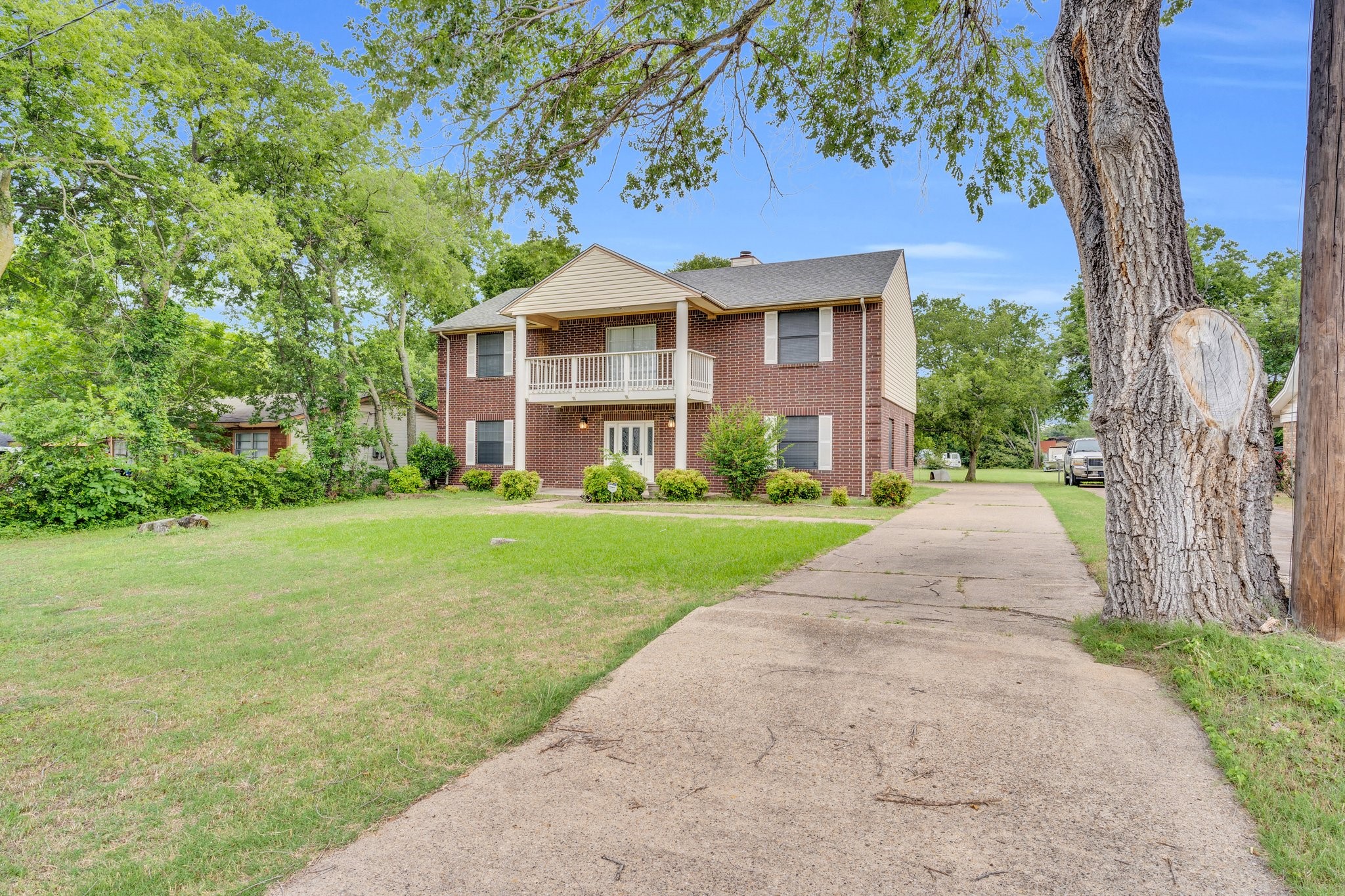 1211 Plateau Drive