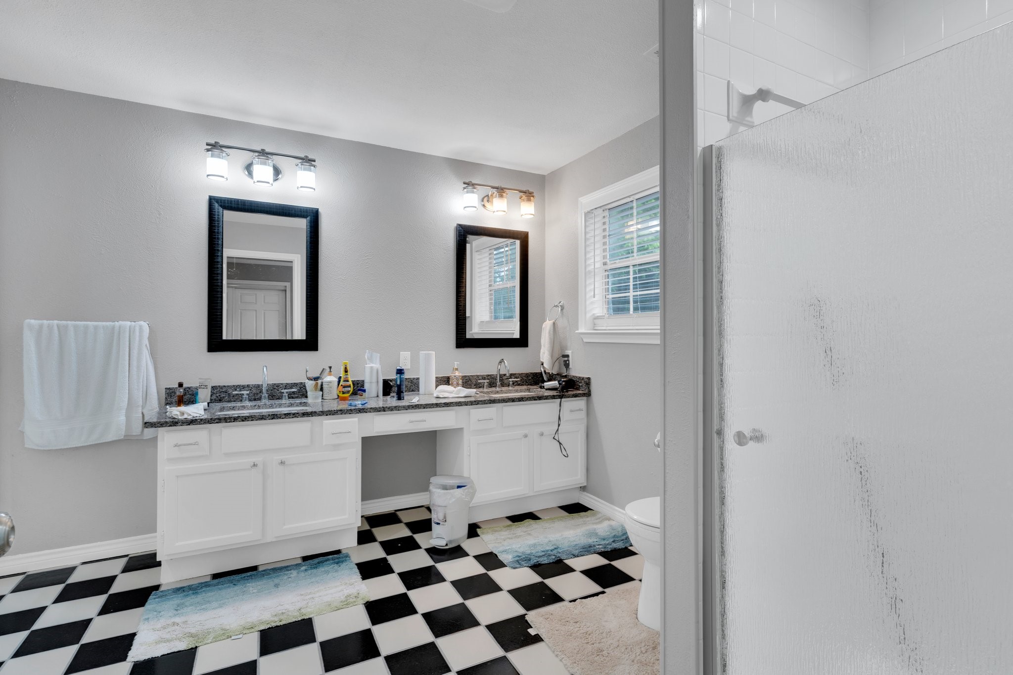 1211 Plateau Drive