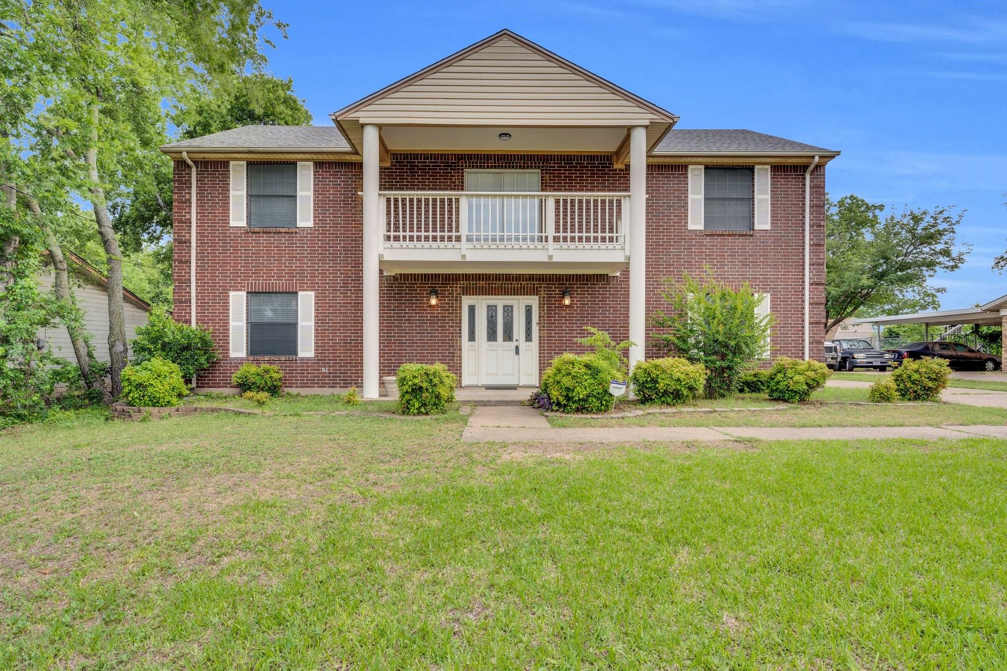 1211 Plateau Drive