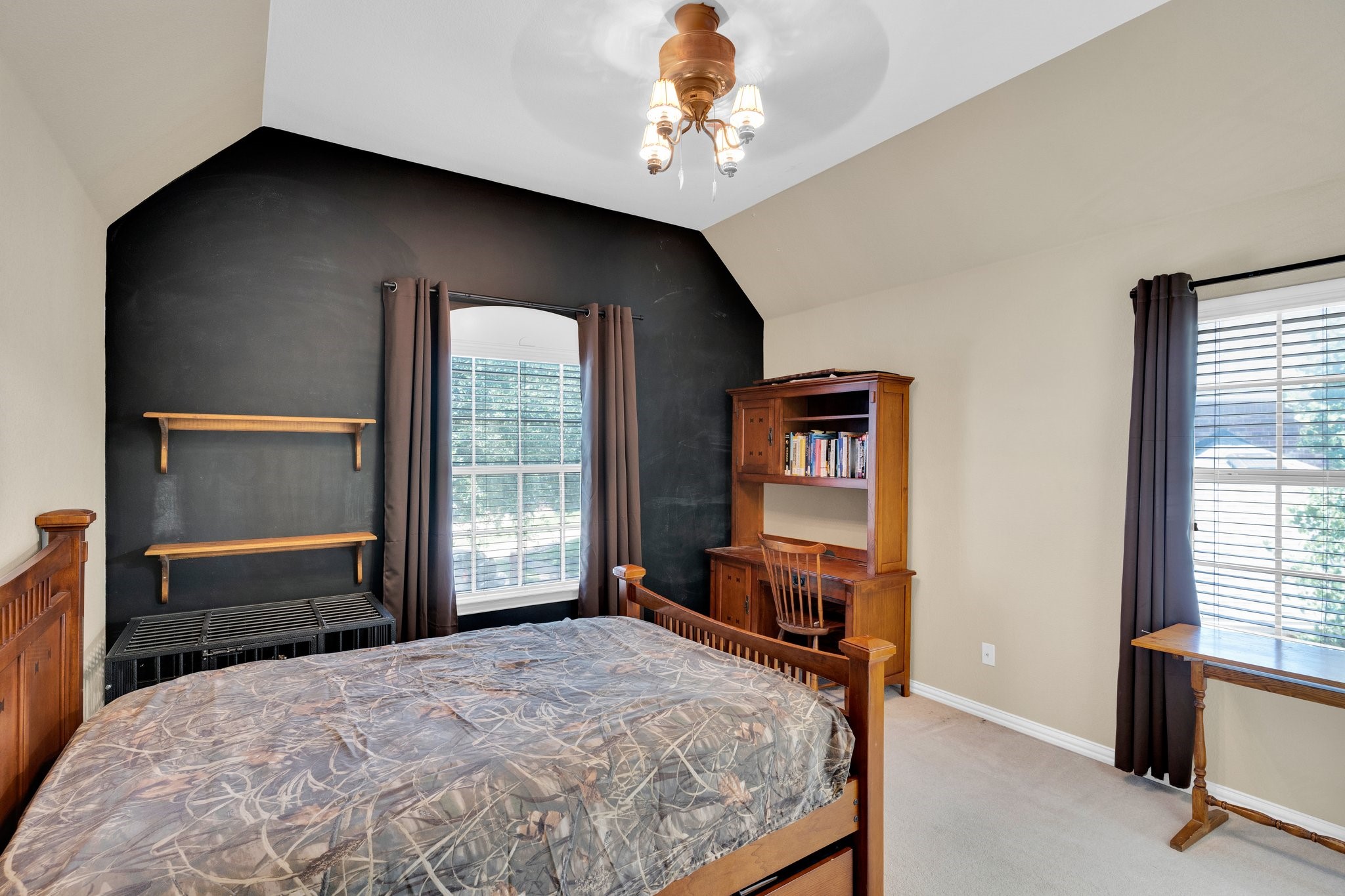 8 Calloway Court