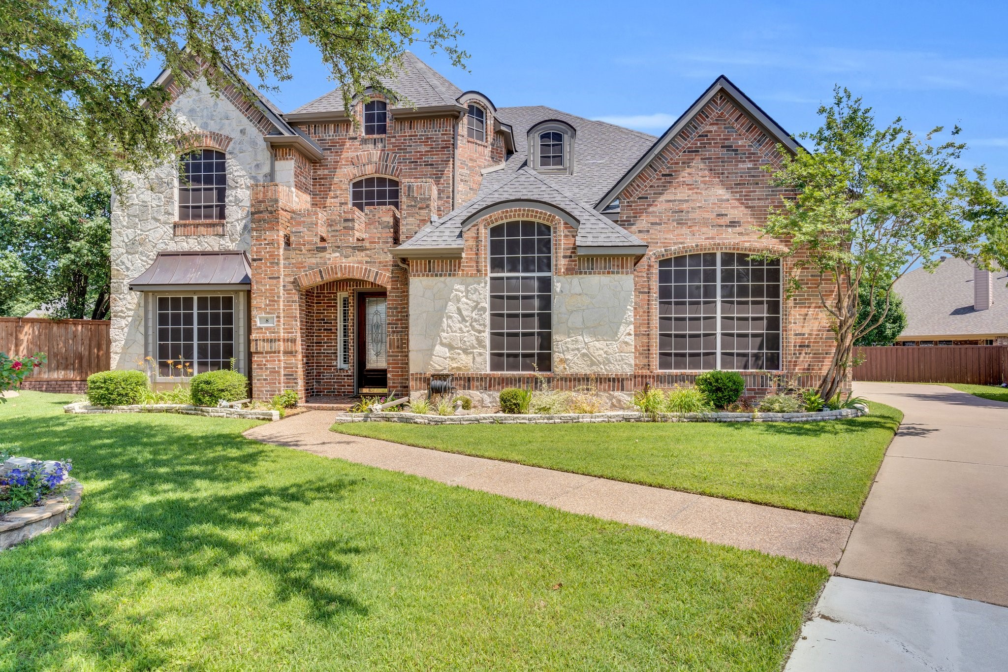 8 Calloway Court