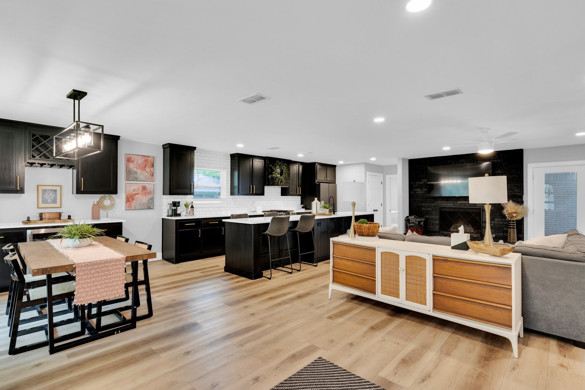 1614 Little Creek Drive