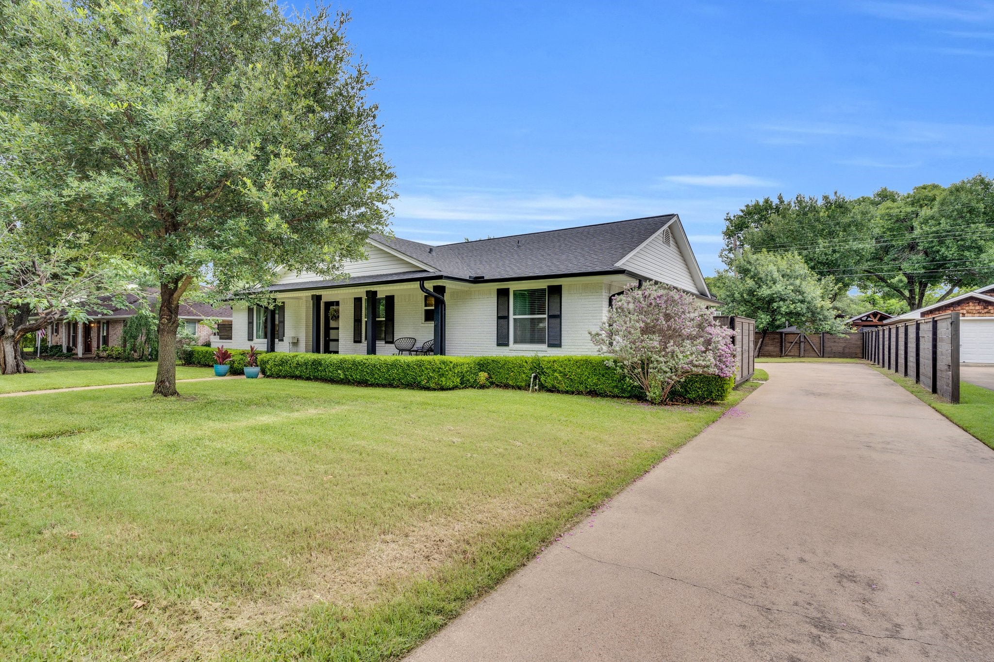 1614 Little Creek Drive