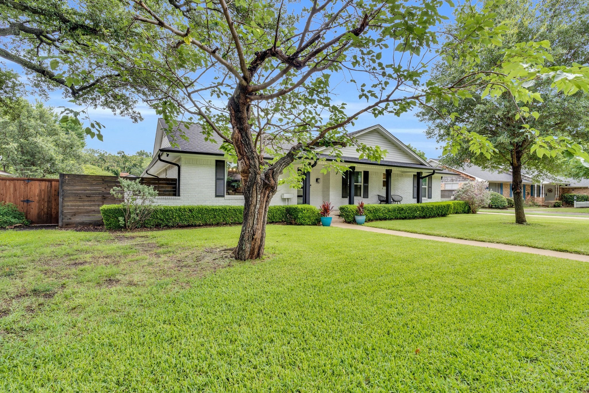 1614 Little Creek Drive