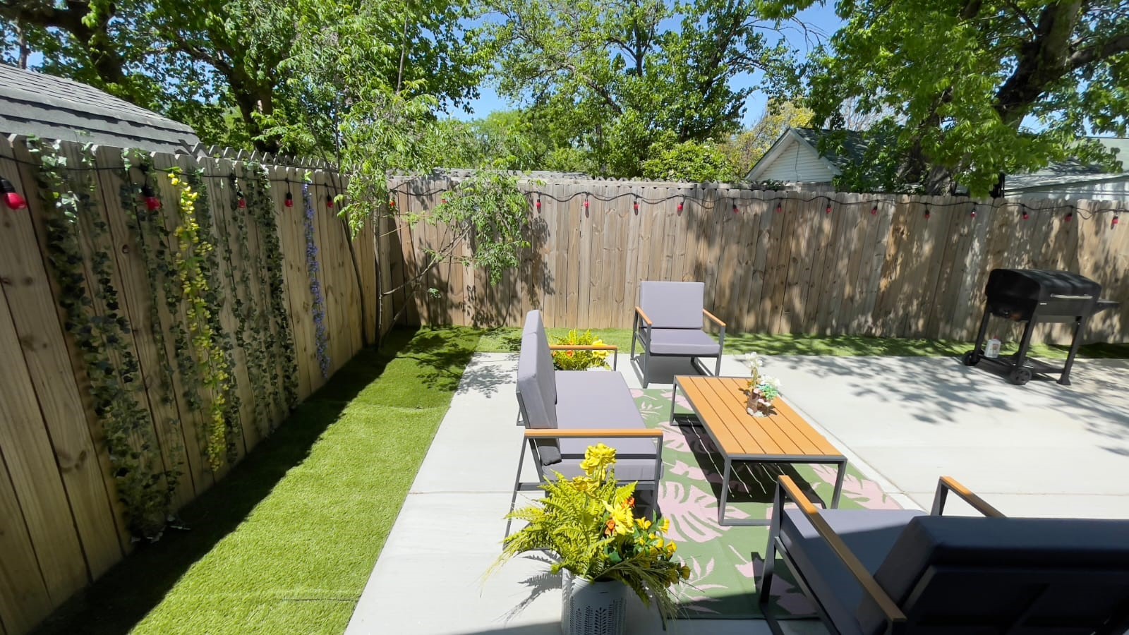 214 N Roberts Road