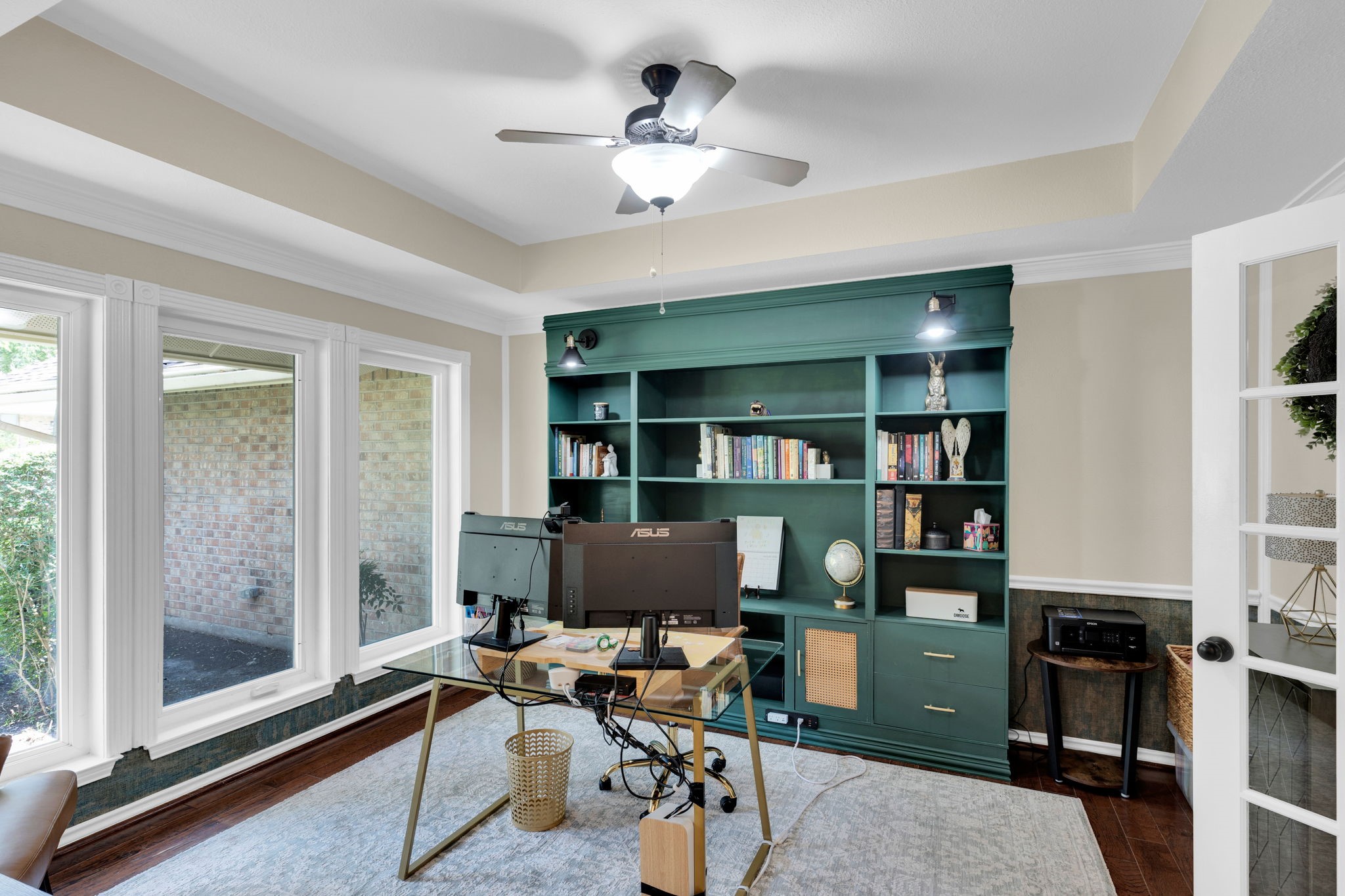 1511 Shady Tree Place