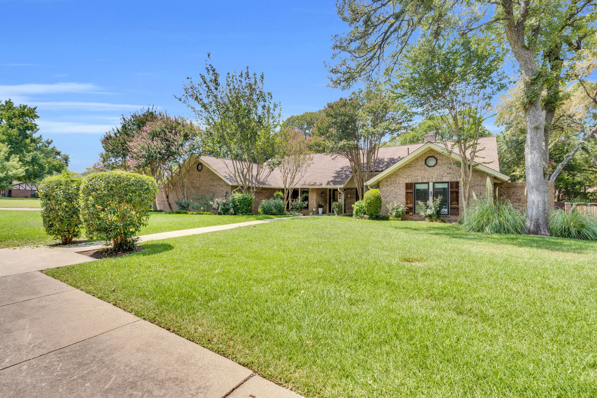 1511 Shady Tree Place