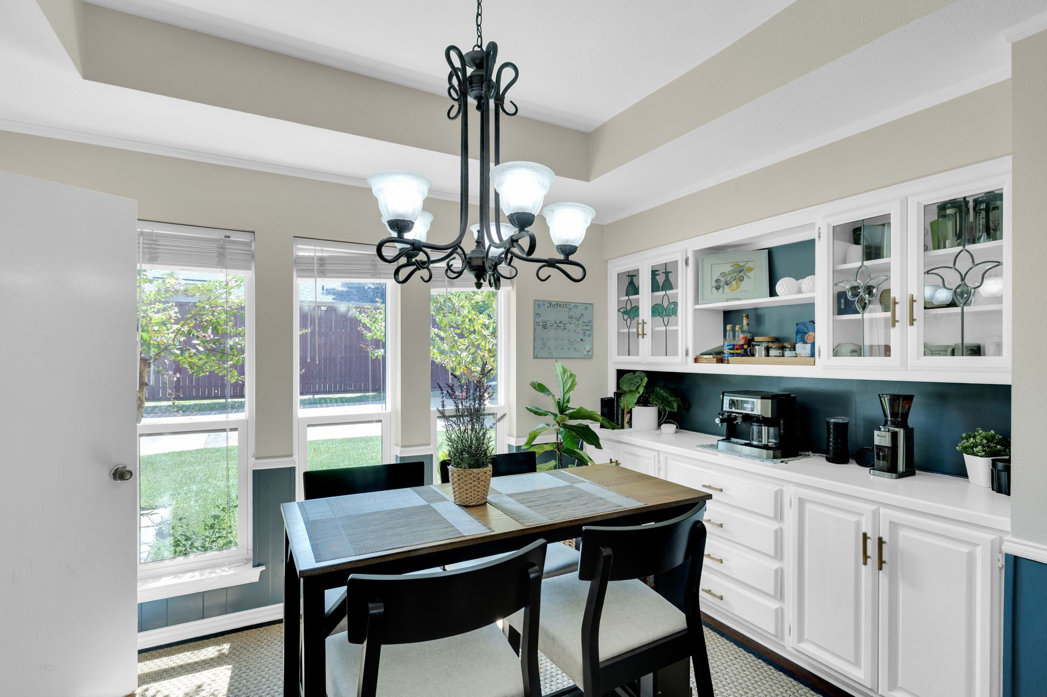 1511 Shady Tree Place