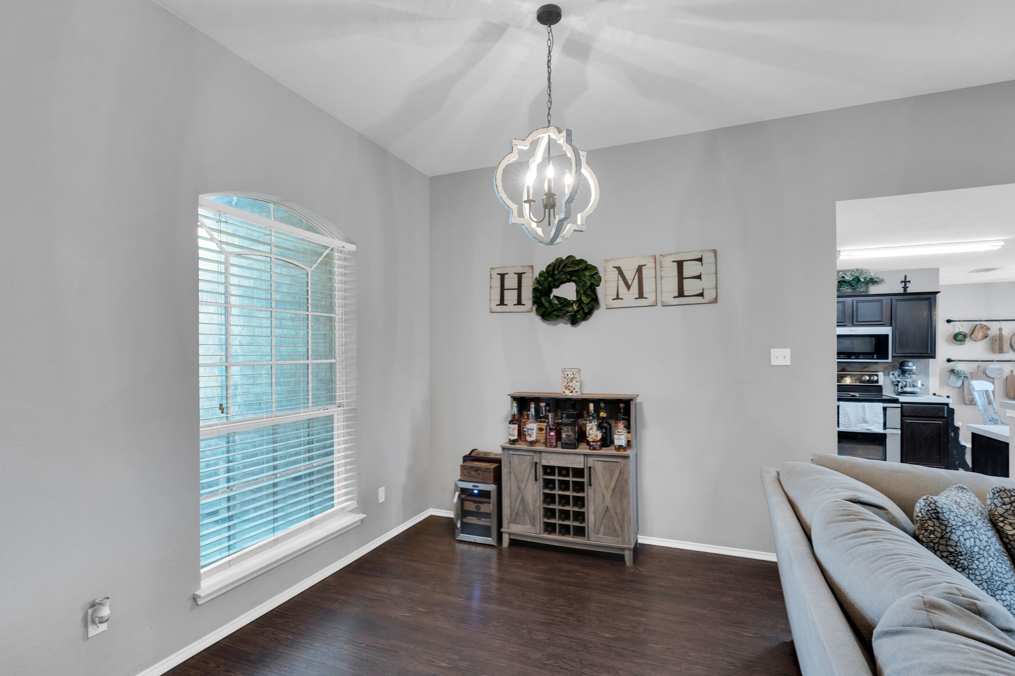 414 Mountain Peak Bend