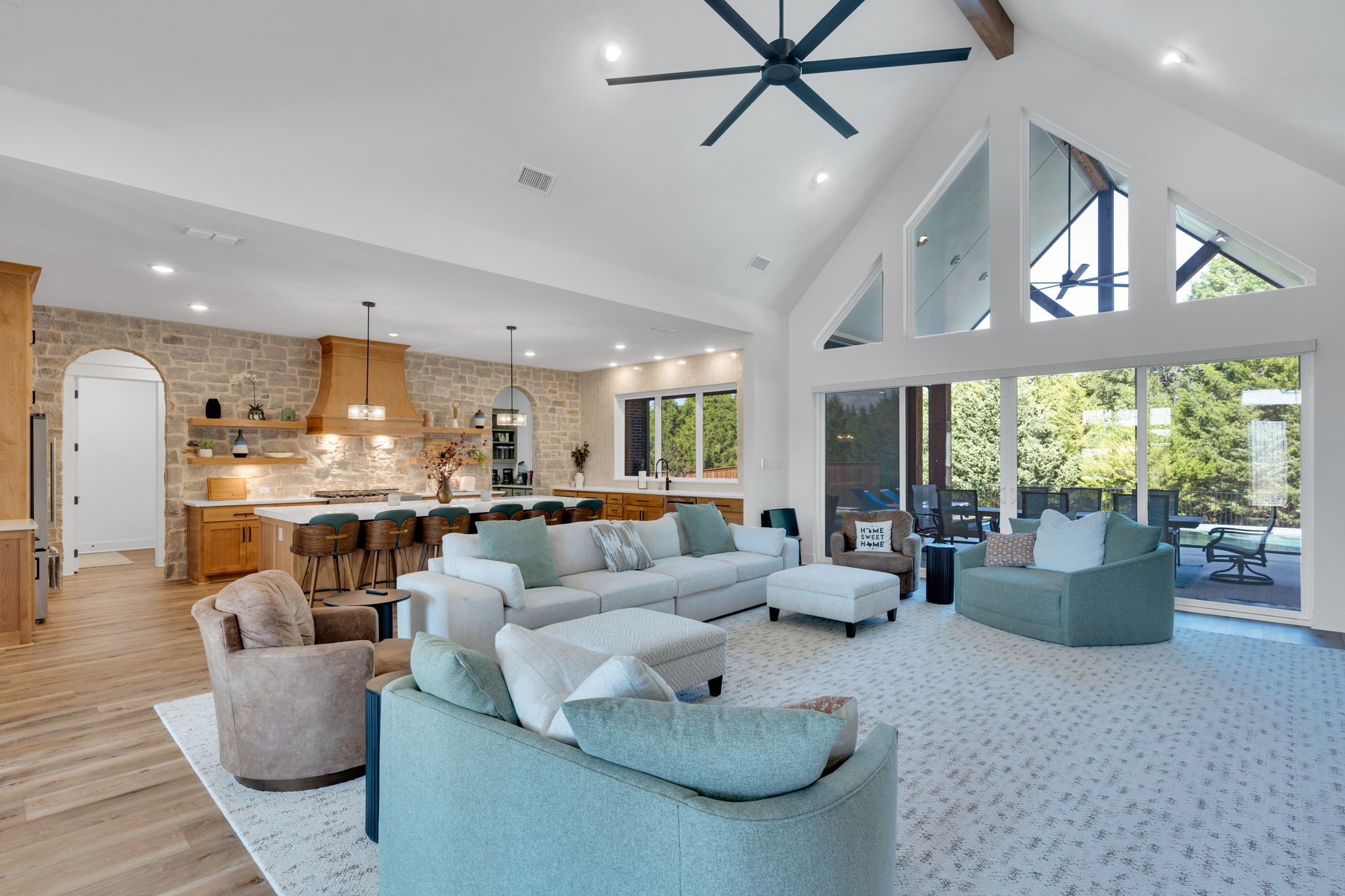 6040 Sierra Court