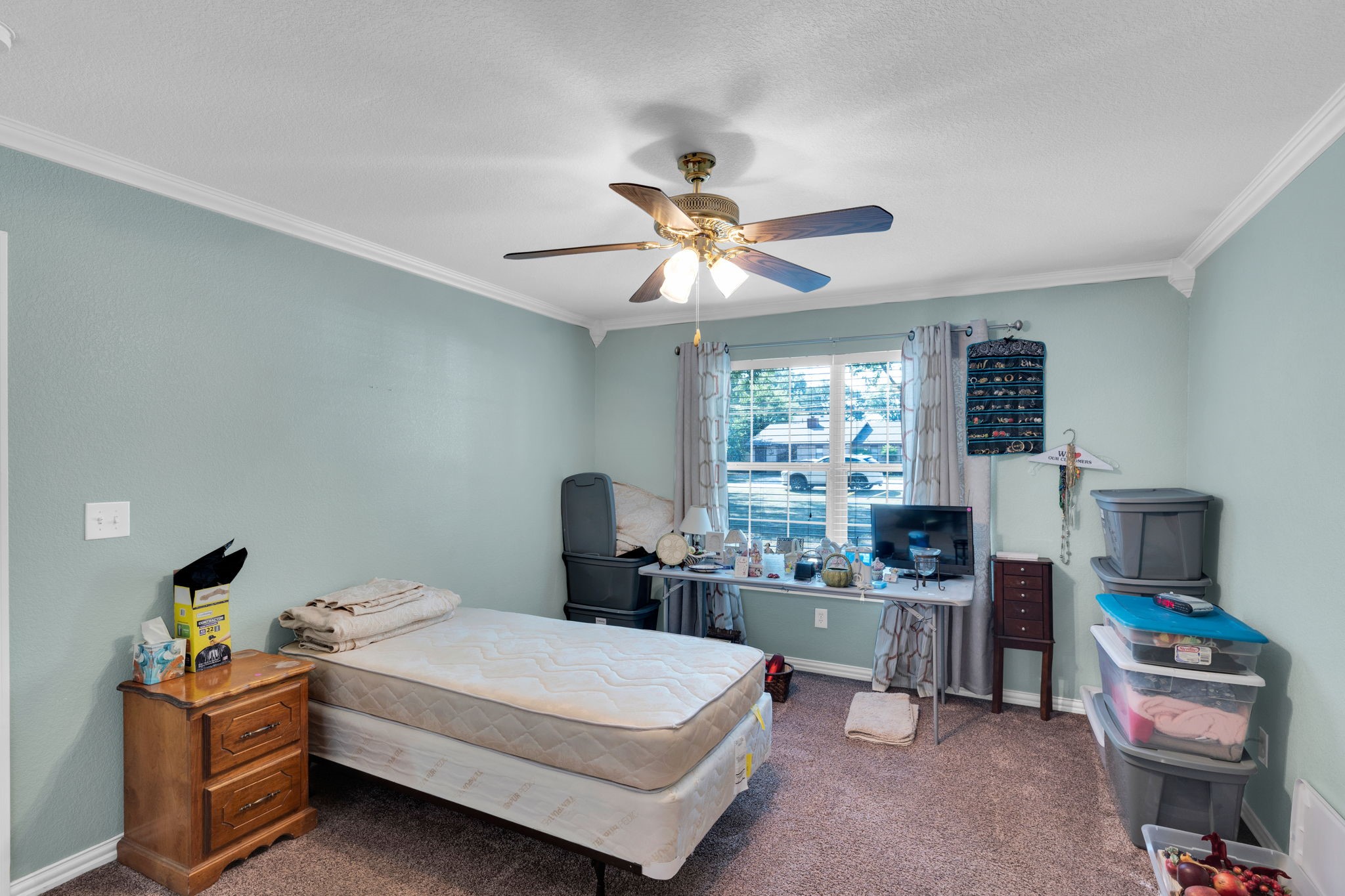 412 W 3rd Street