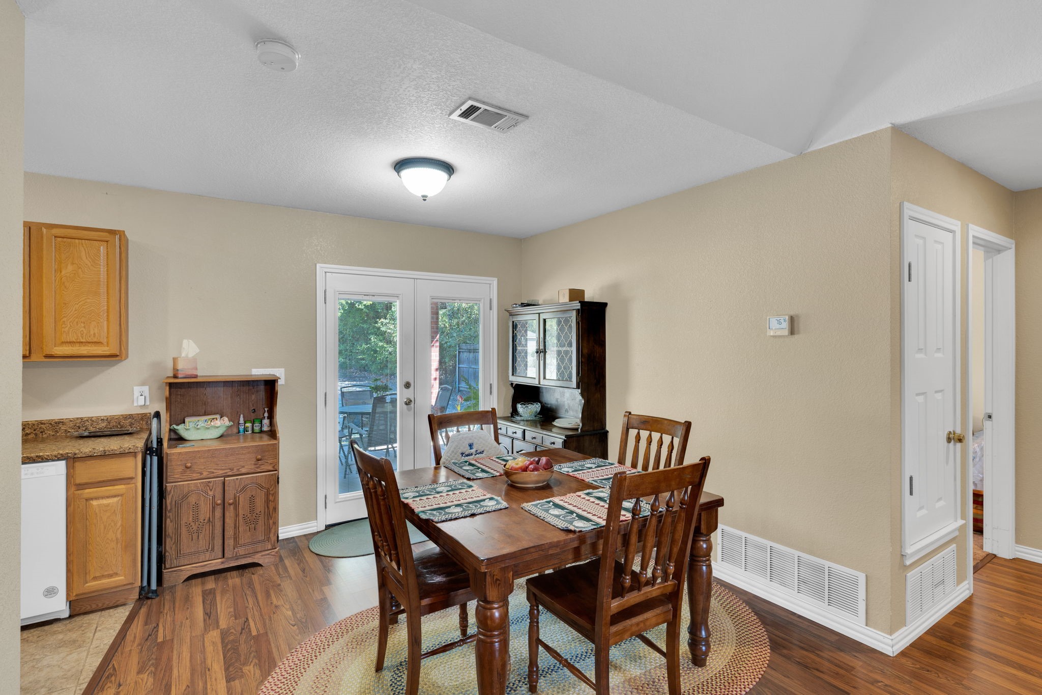412 W 3rd Street