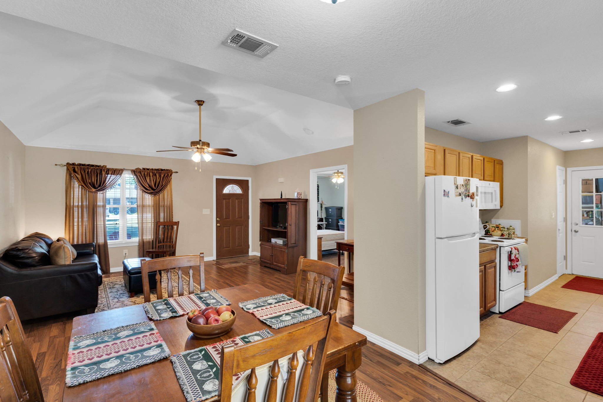 412 W 3rd Street