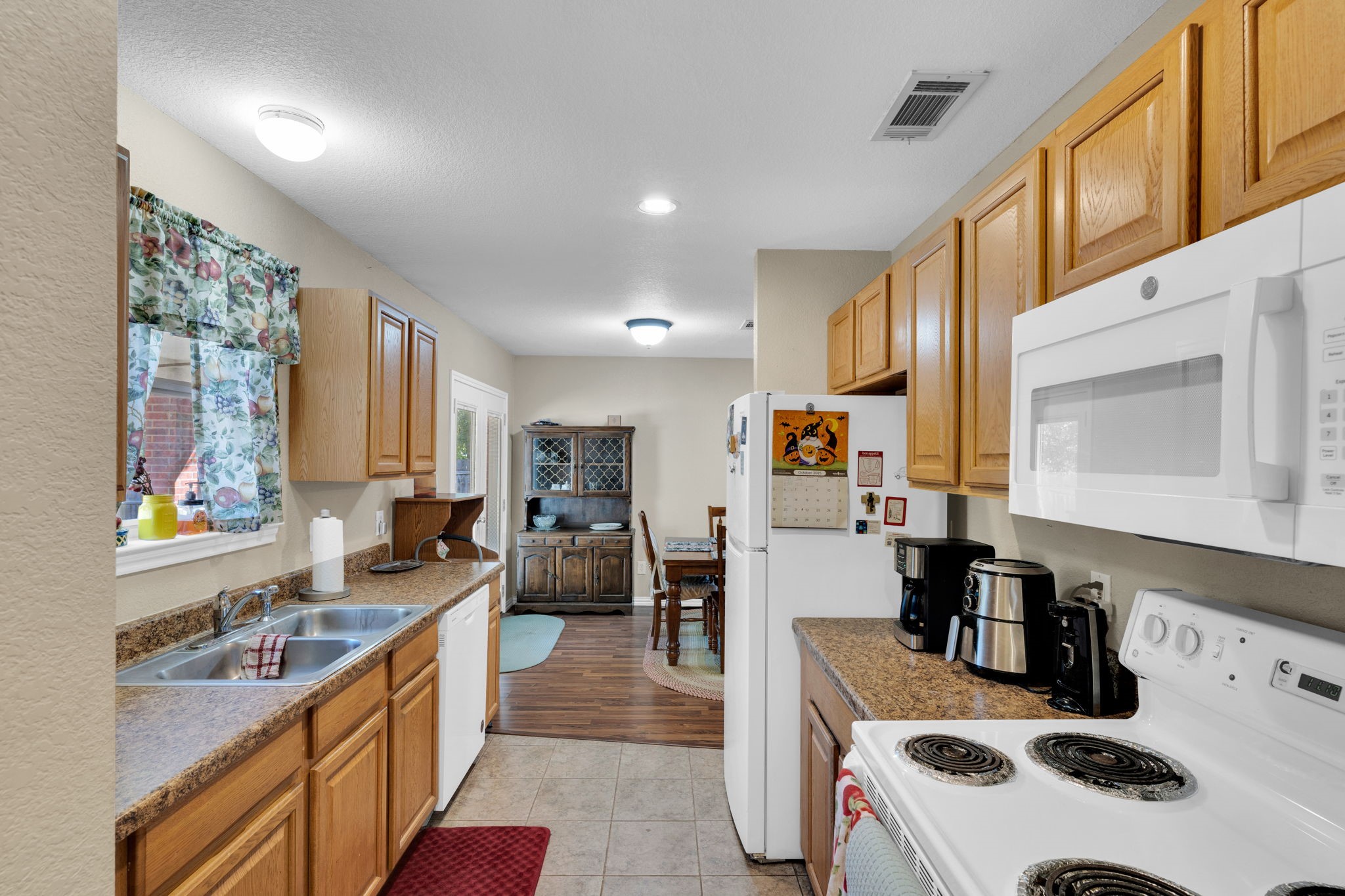 412 W 3rd Street
