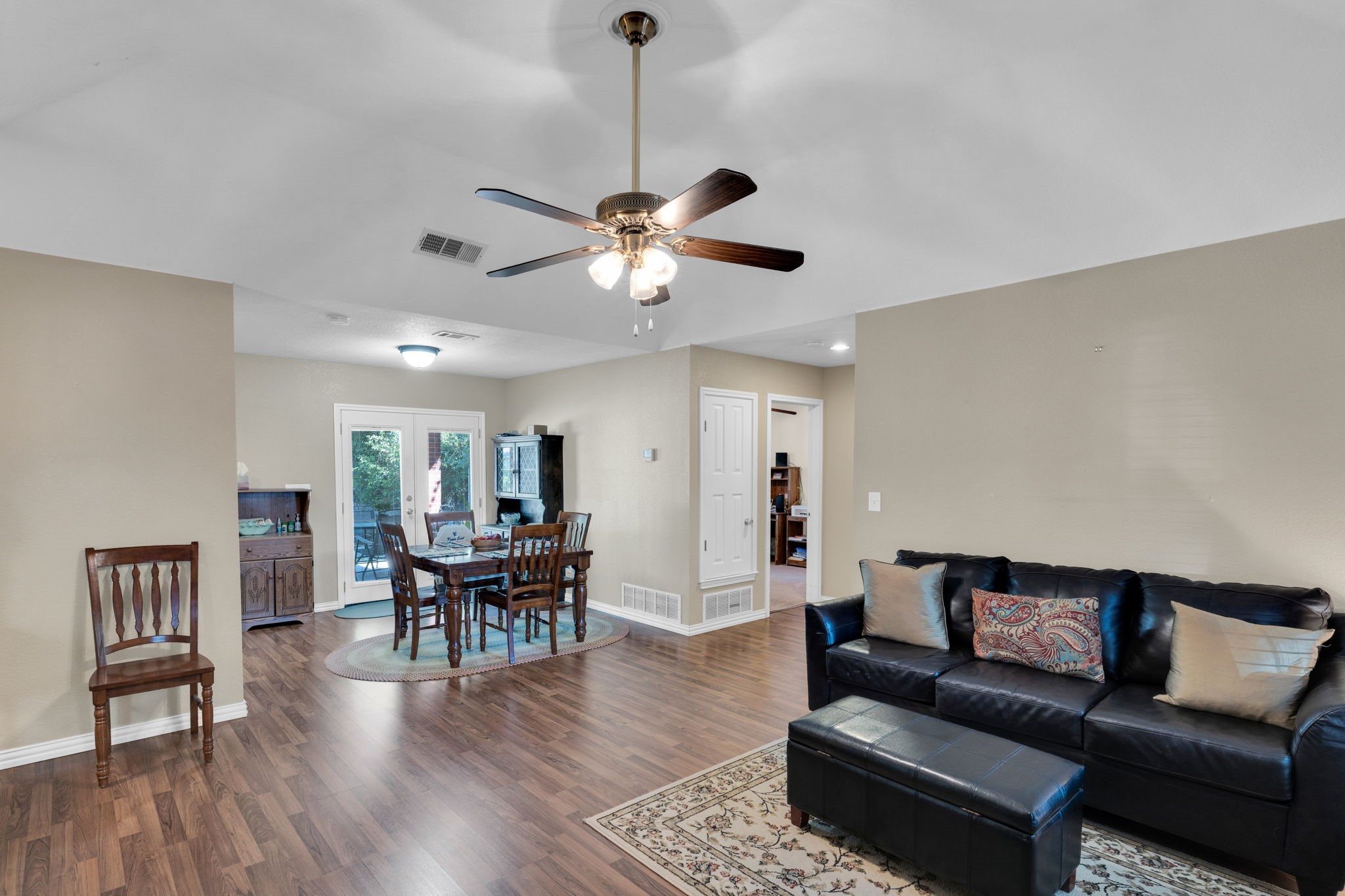 412 W 3rd Street