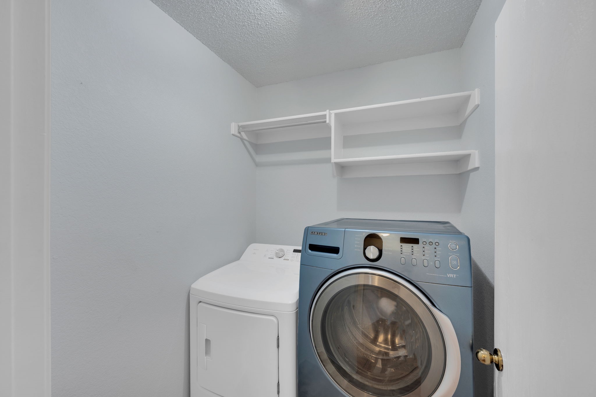 7022 Spoonbill Court