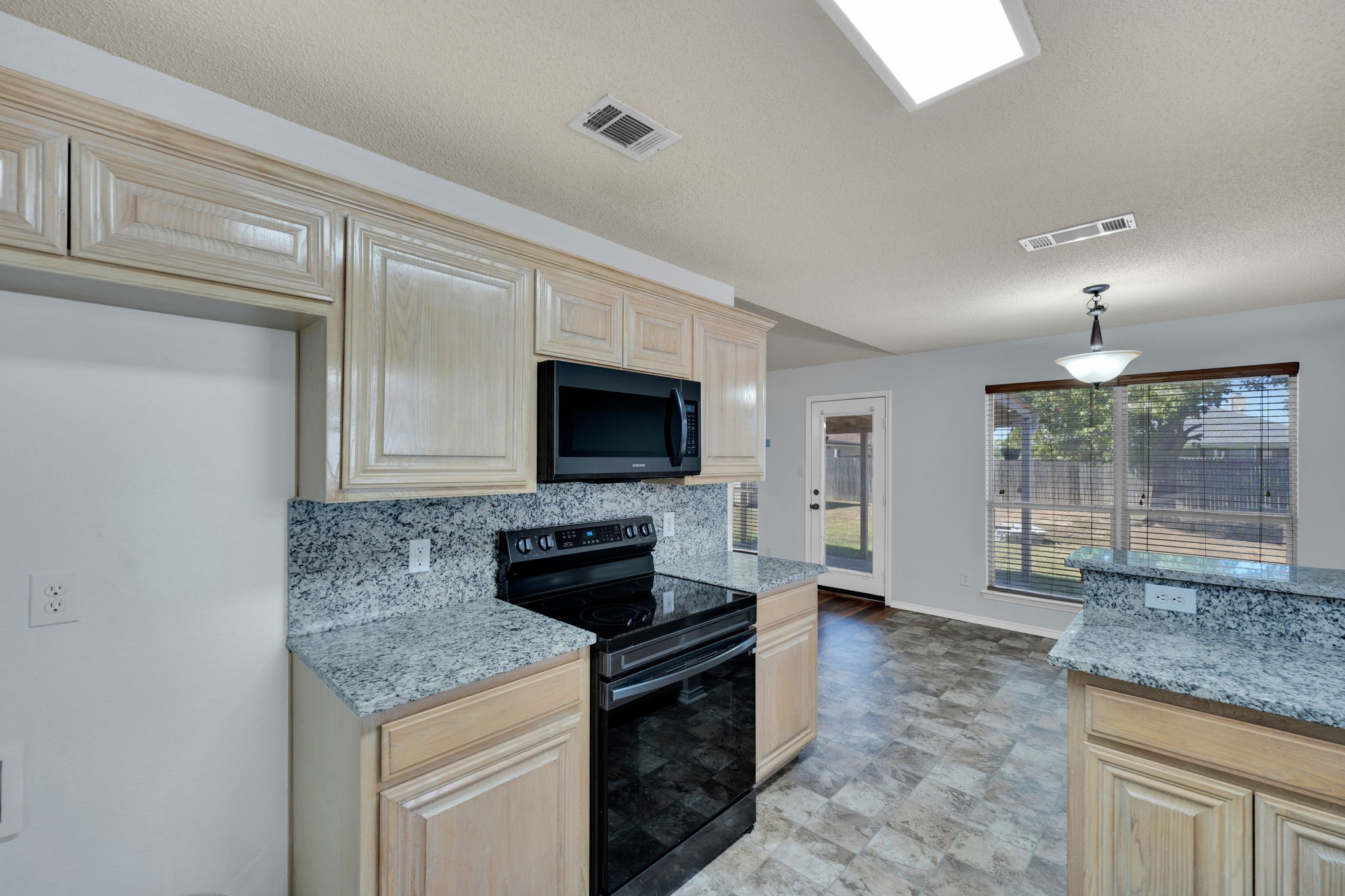 1022 Spoonbill Drive, Arlington TX