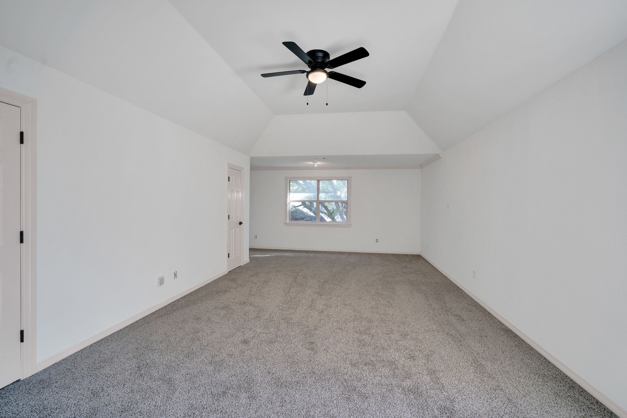 7609 Grassland Drive