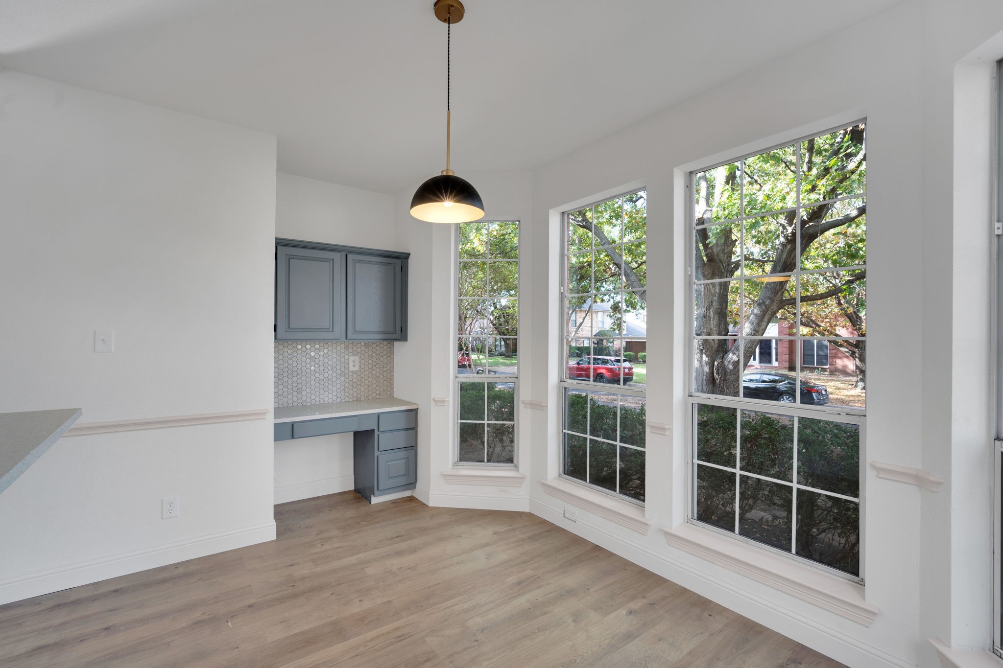 7609 Grassland Drive