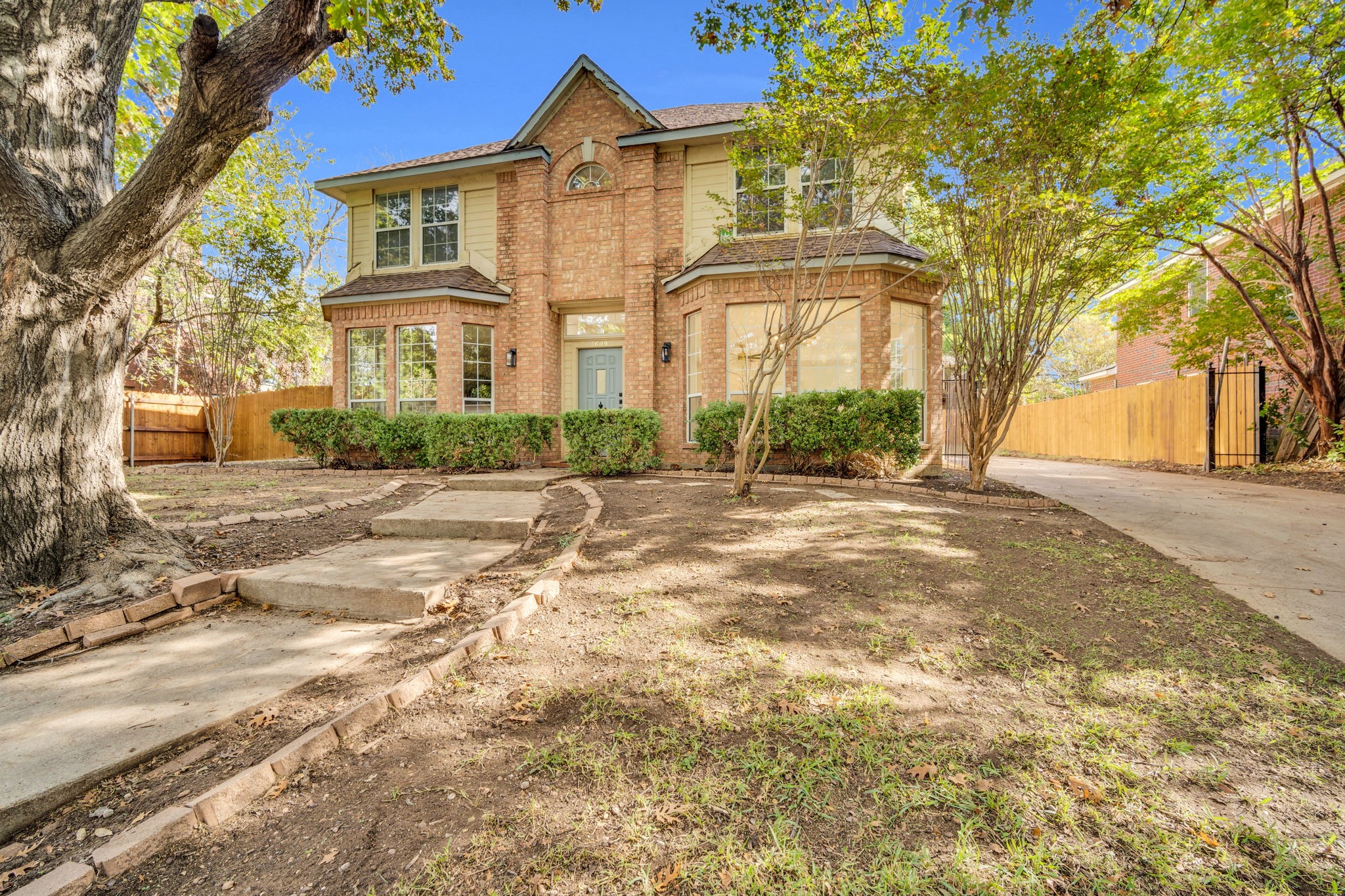 7609 Grassland Drive