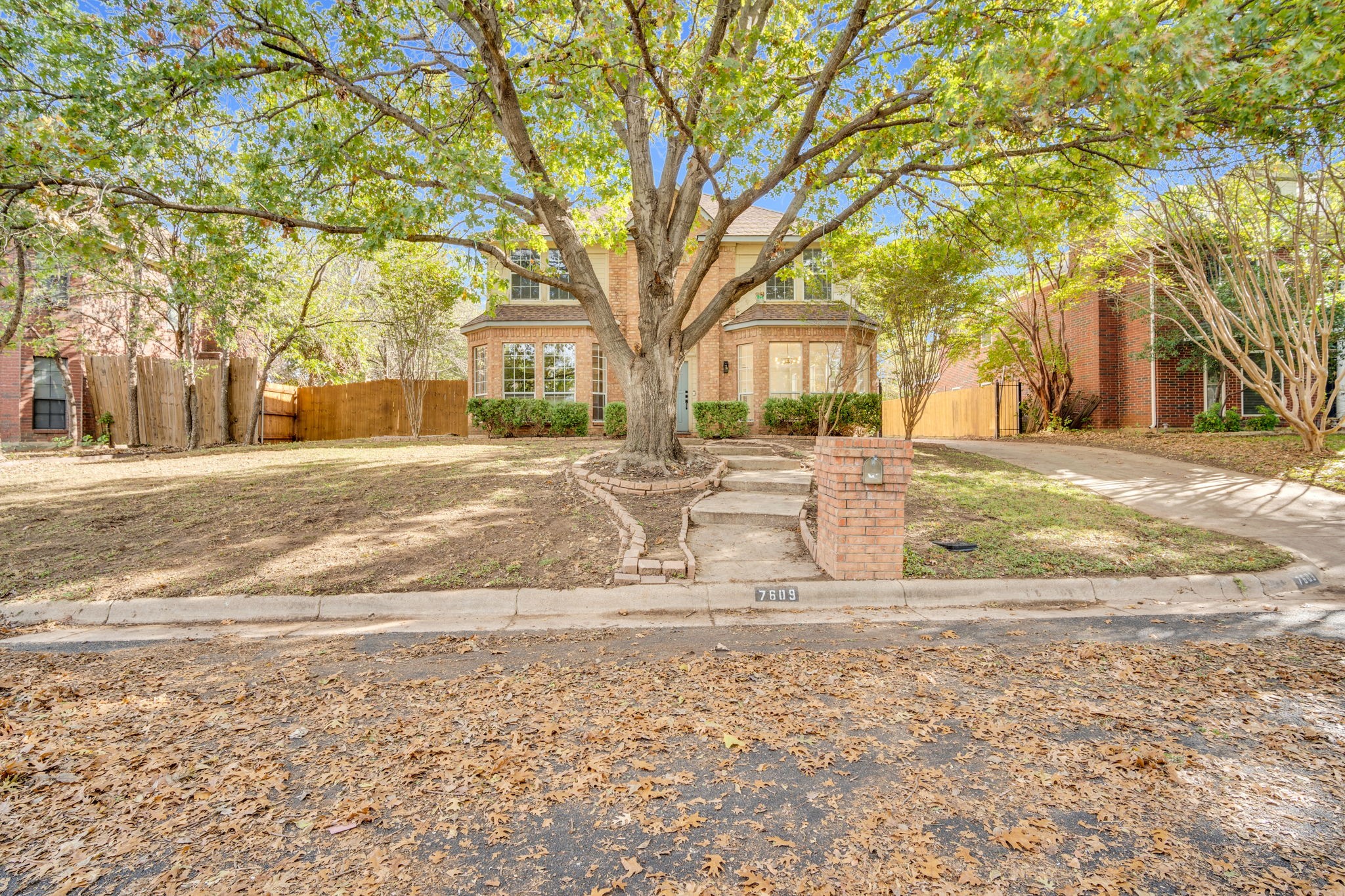 7609 Grassland Drive