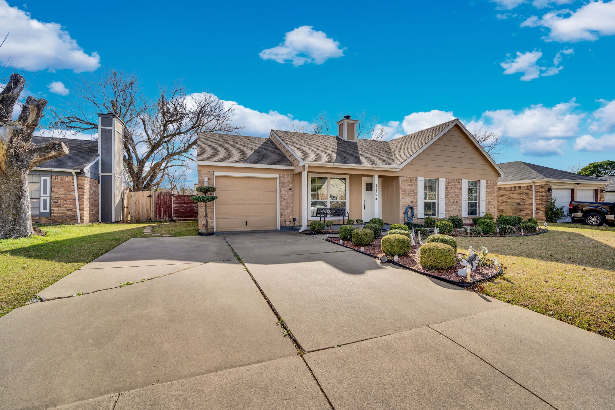 1702 Fieldstone Court