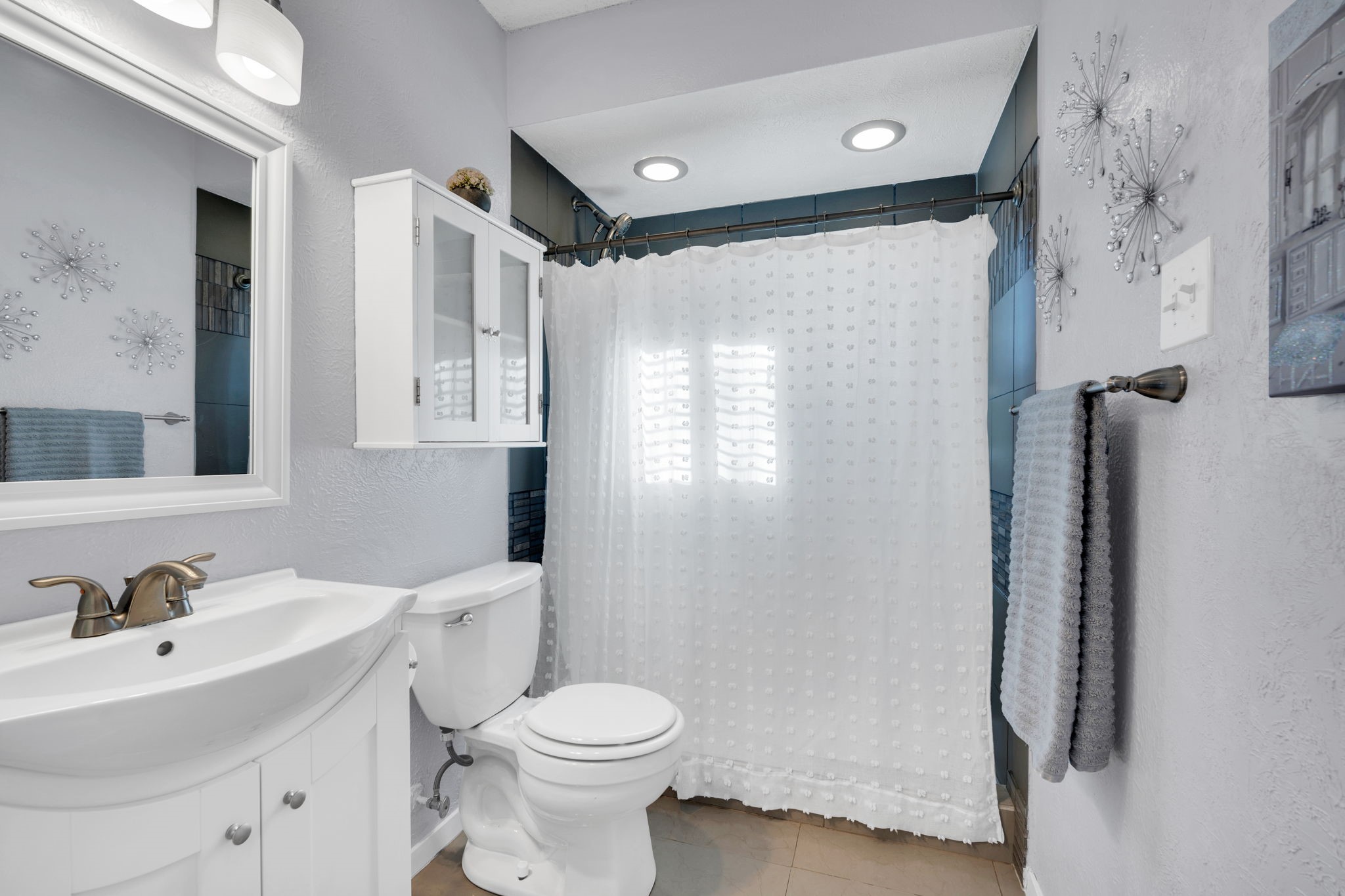 1702 Fieldstone Court