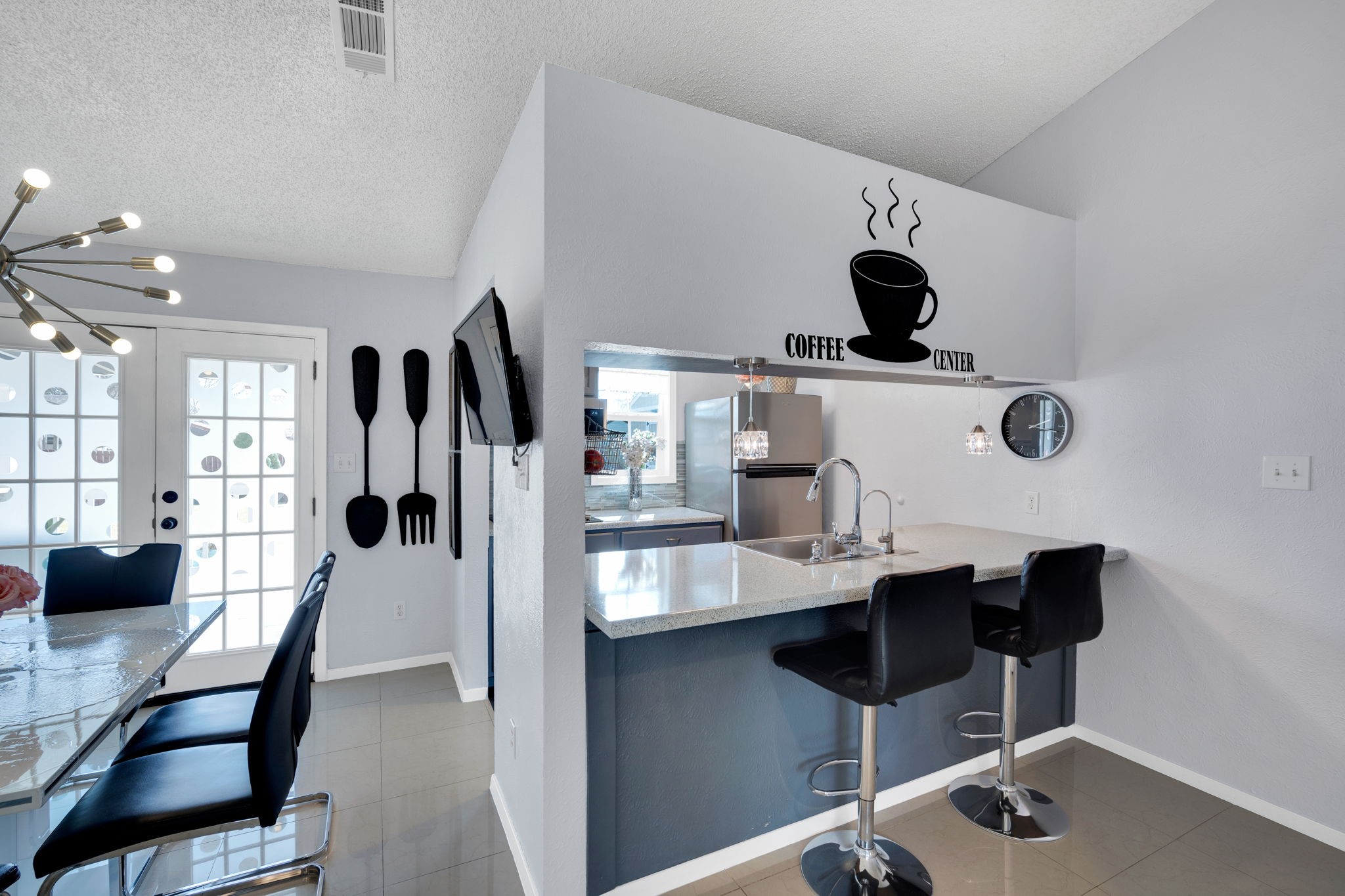 1702 Fieldstone Court