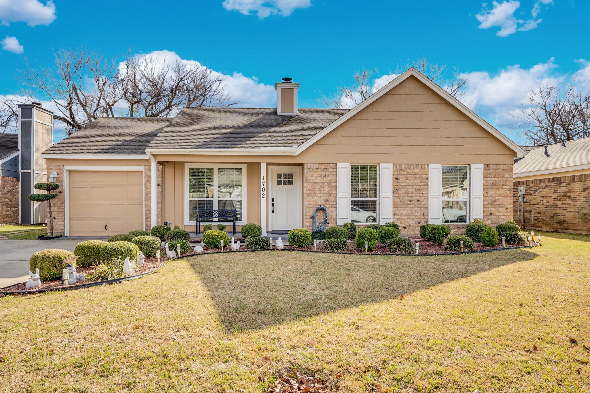 1702 Fieldstone Court