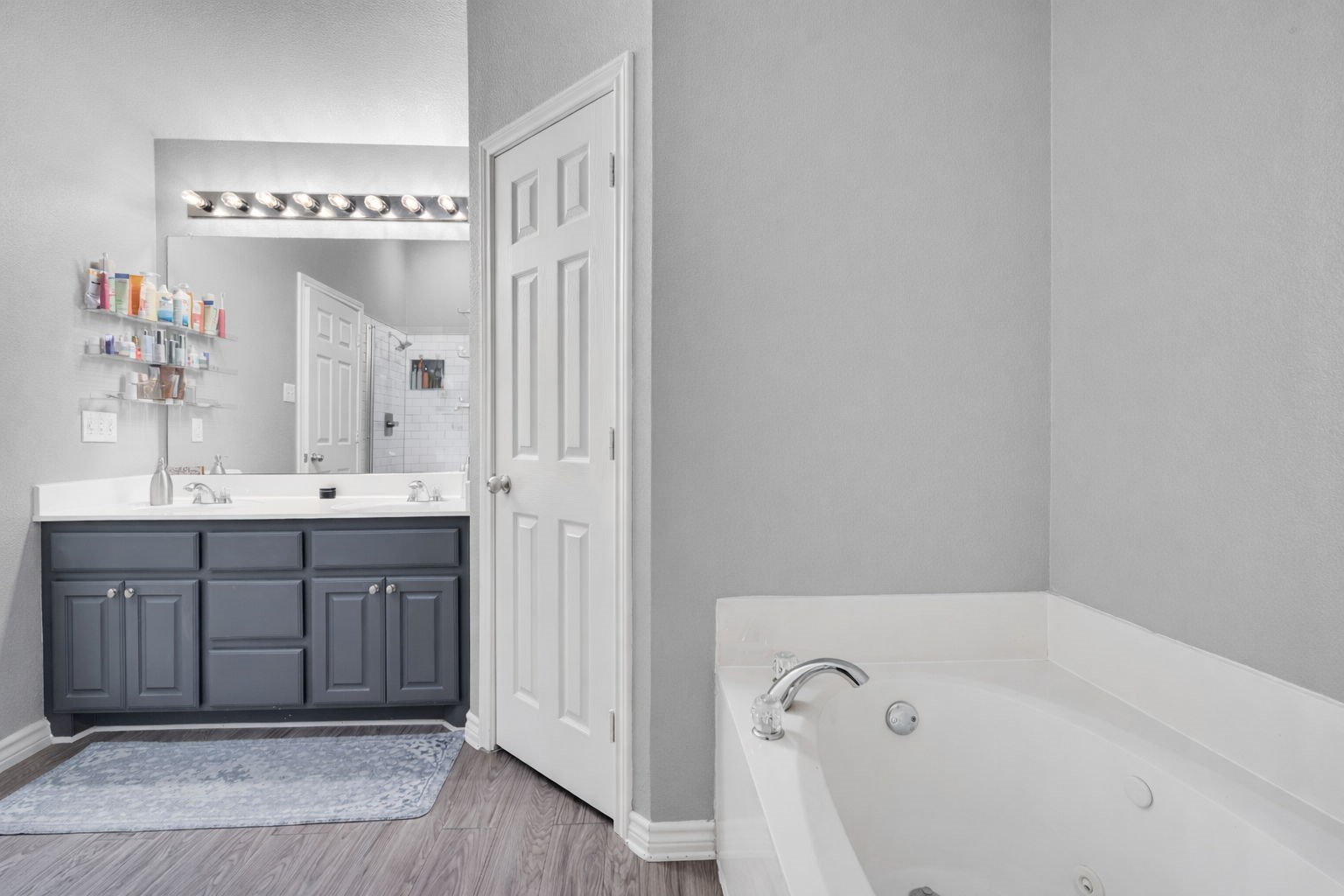 702 Green Acres Lane