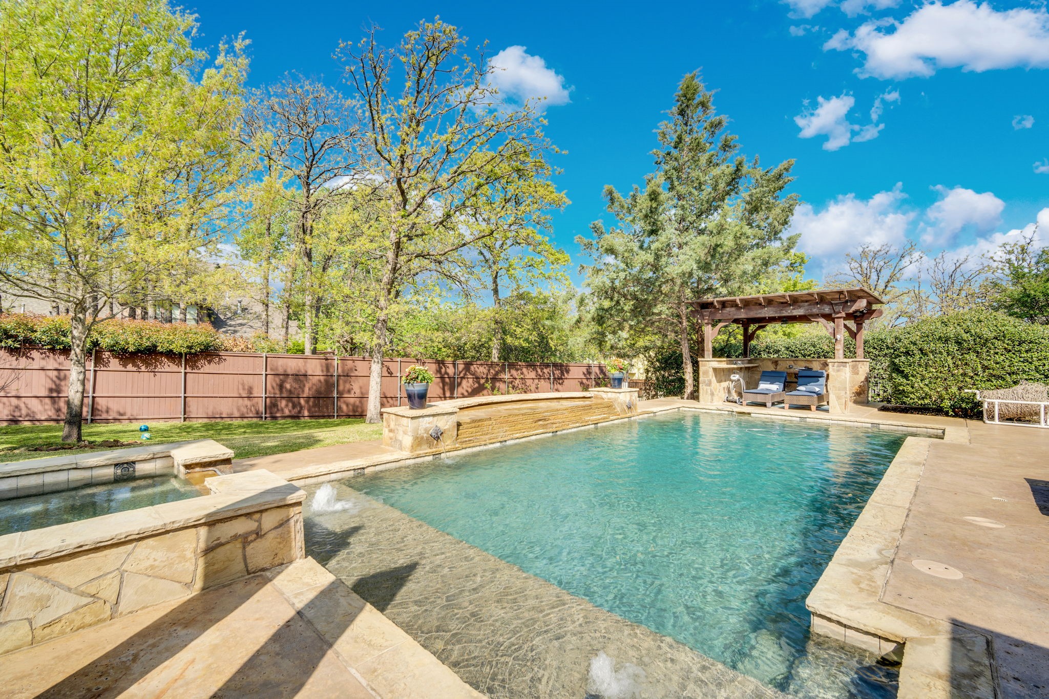 7312 Chanel Court