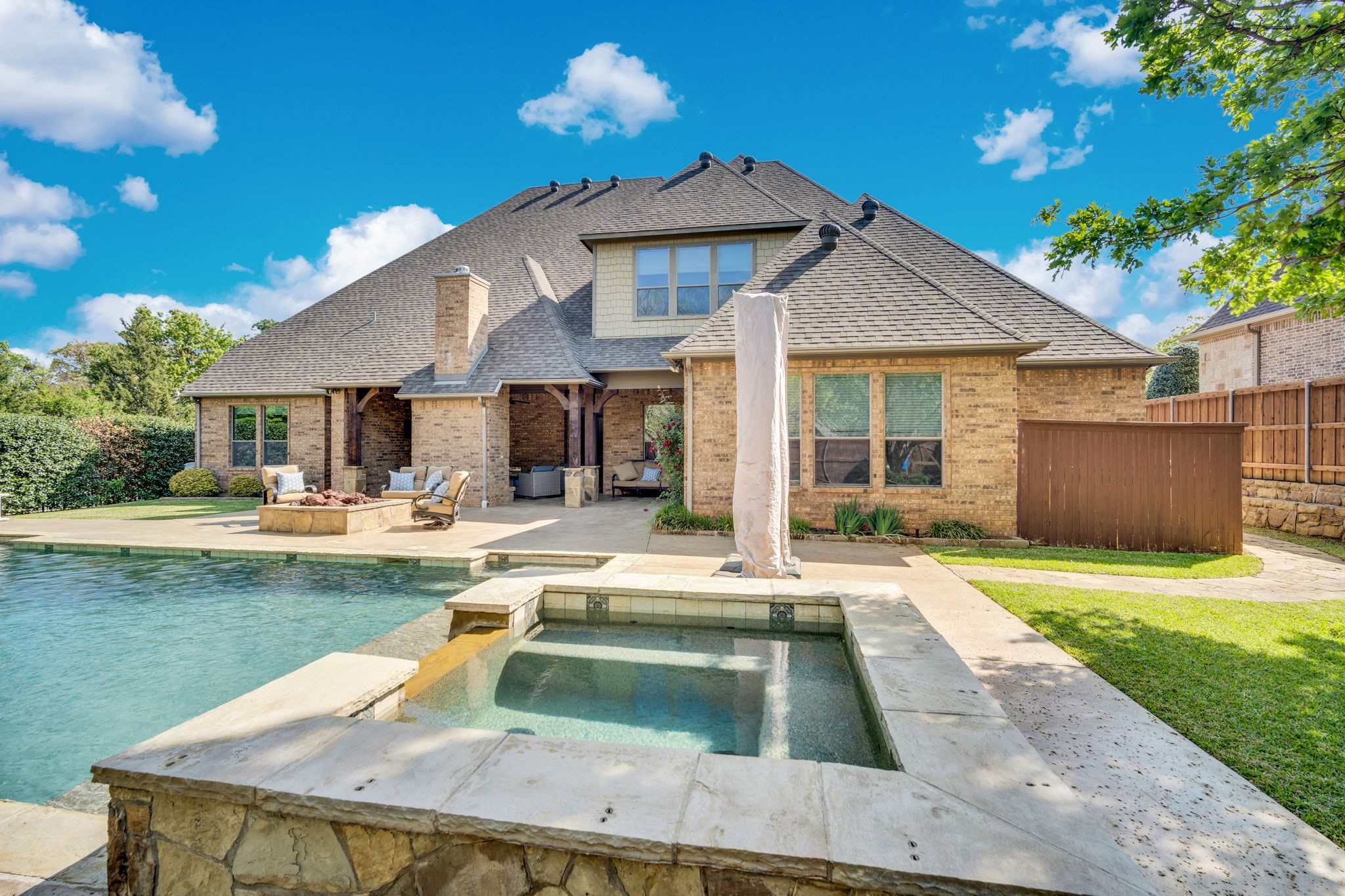 7312 Chanel Court