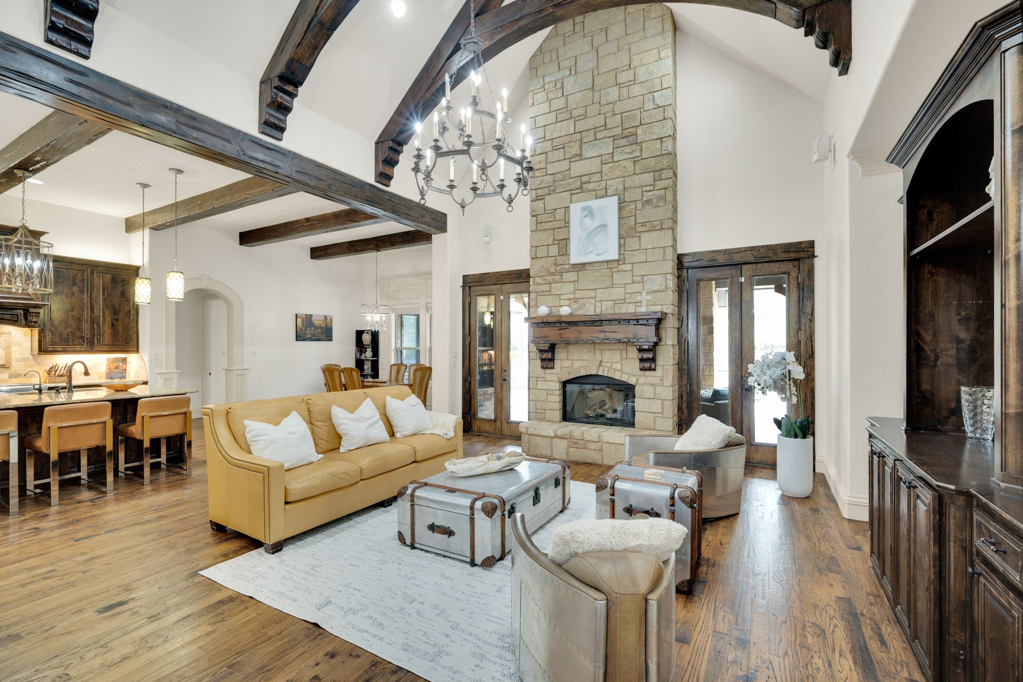 7312 Chanel Court