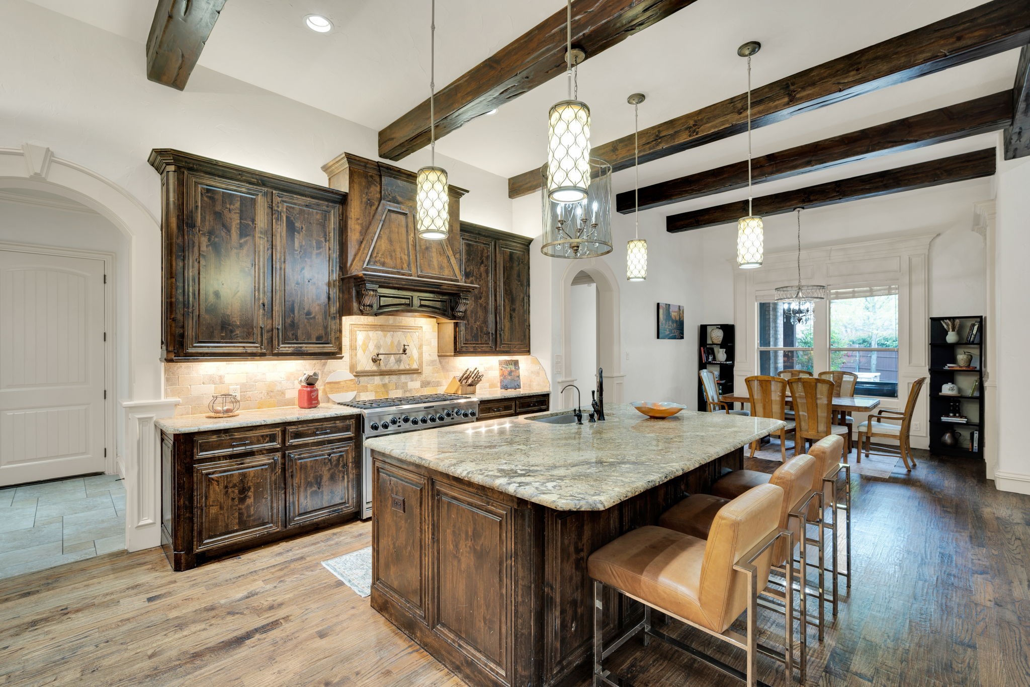 7312 Chanel Court