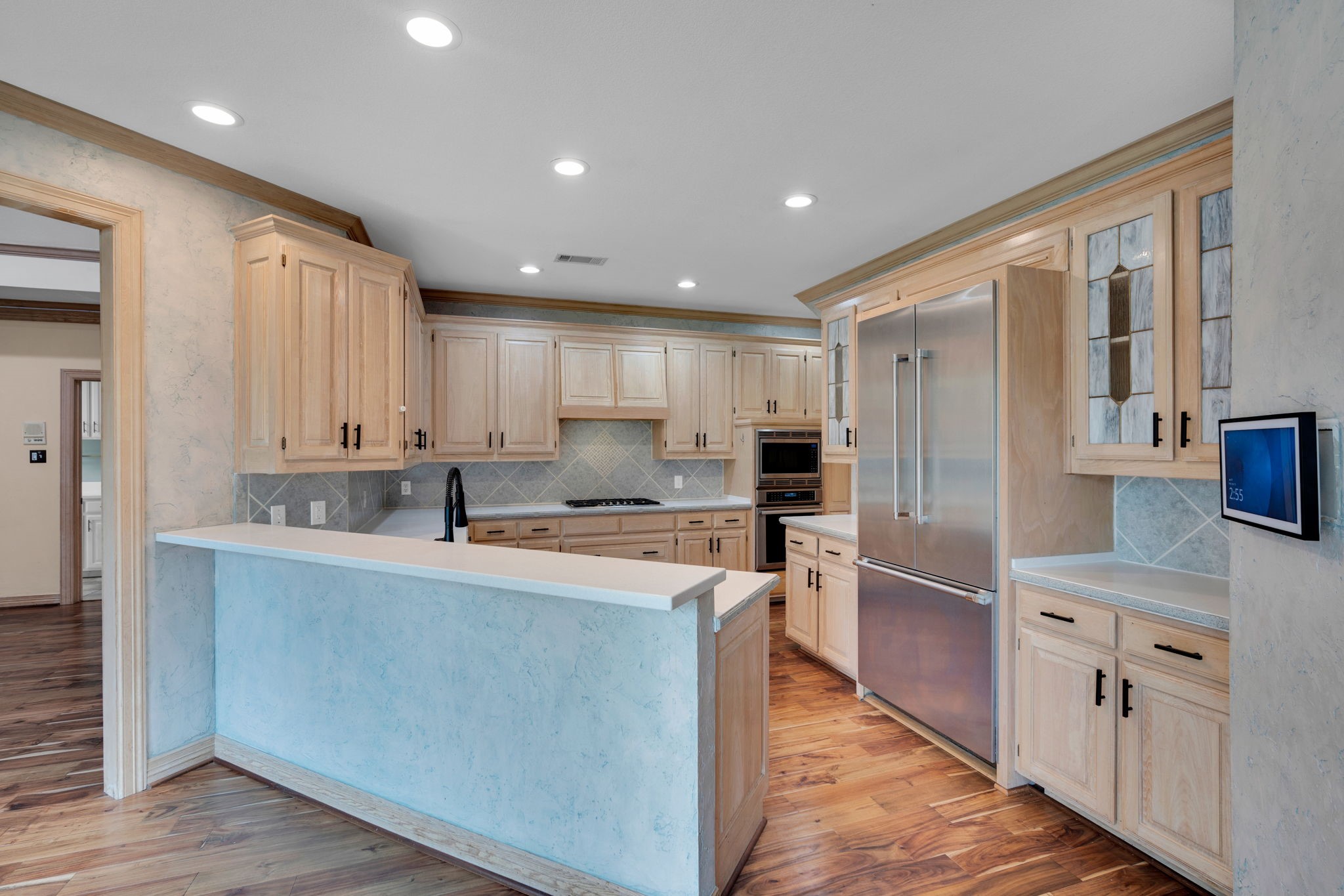 6105 Waterview Drive