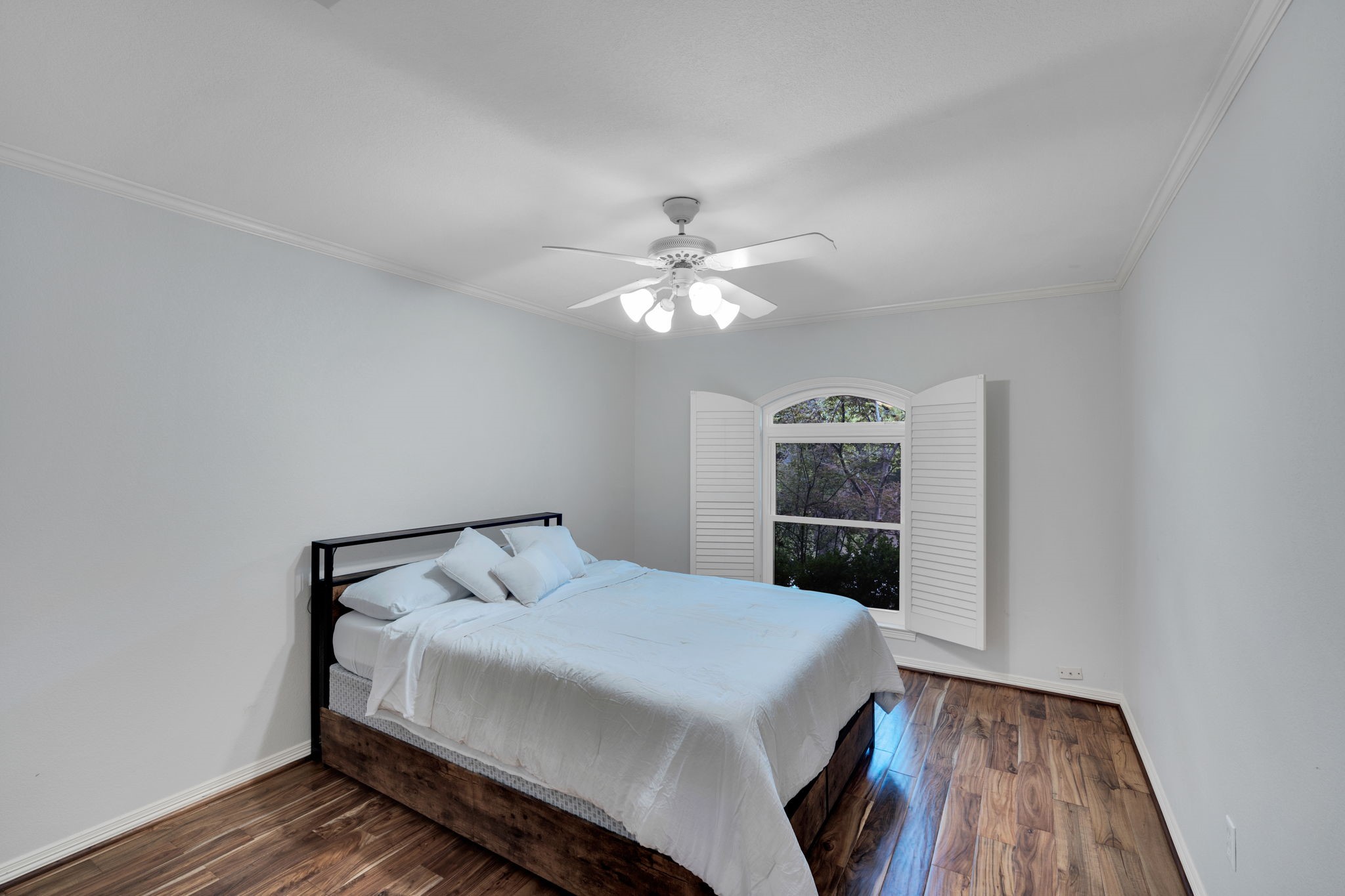 6105 Waterview Drive