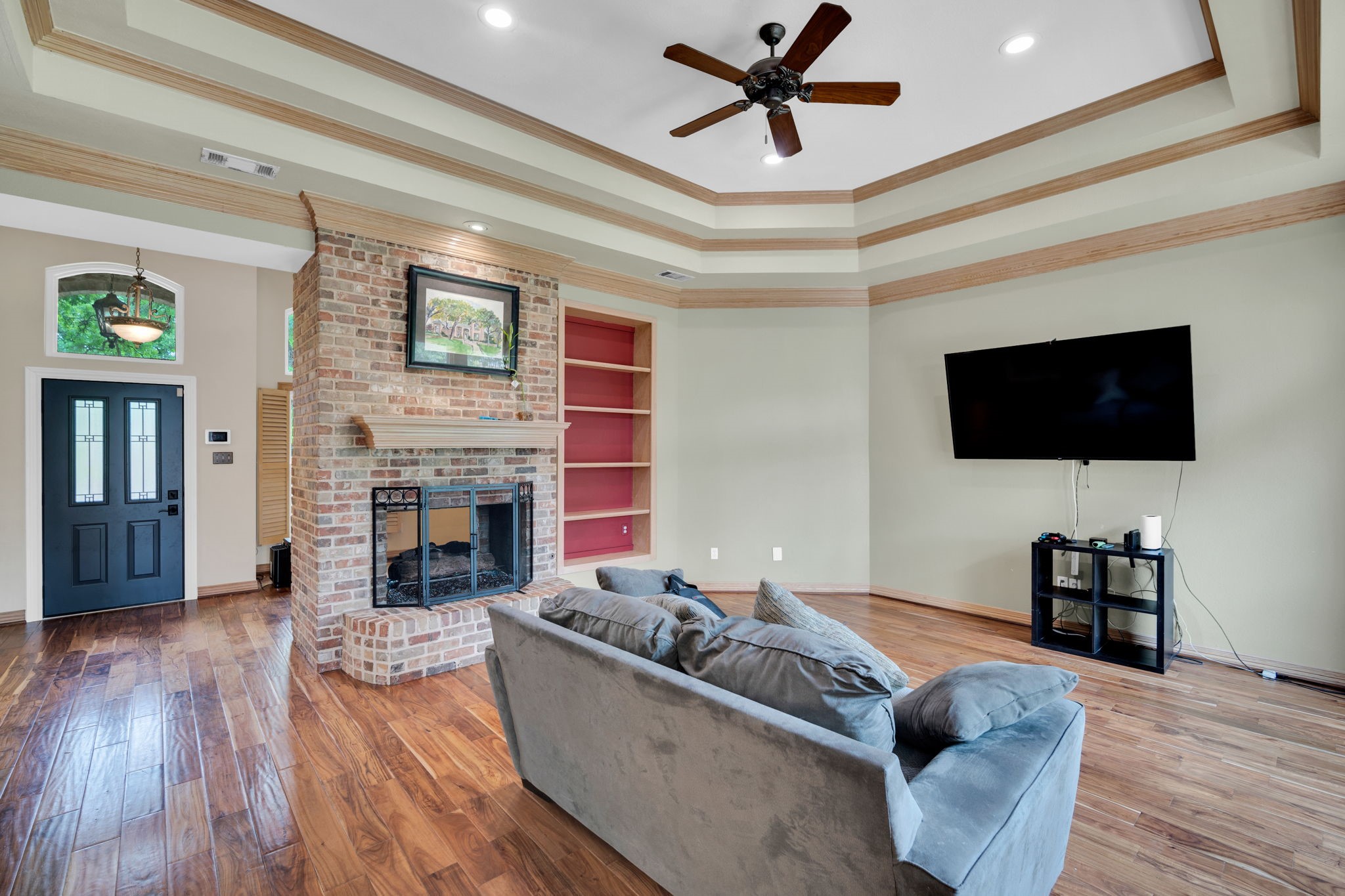 6105 Waterview Drive
