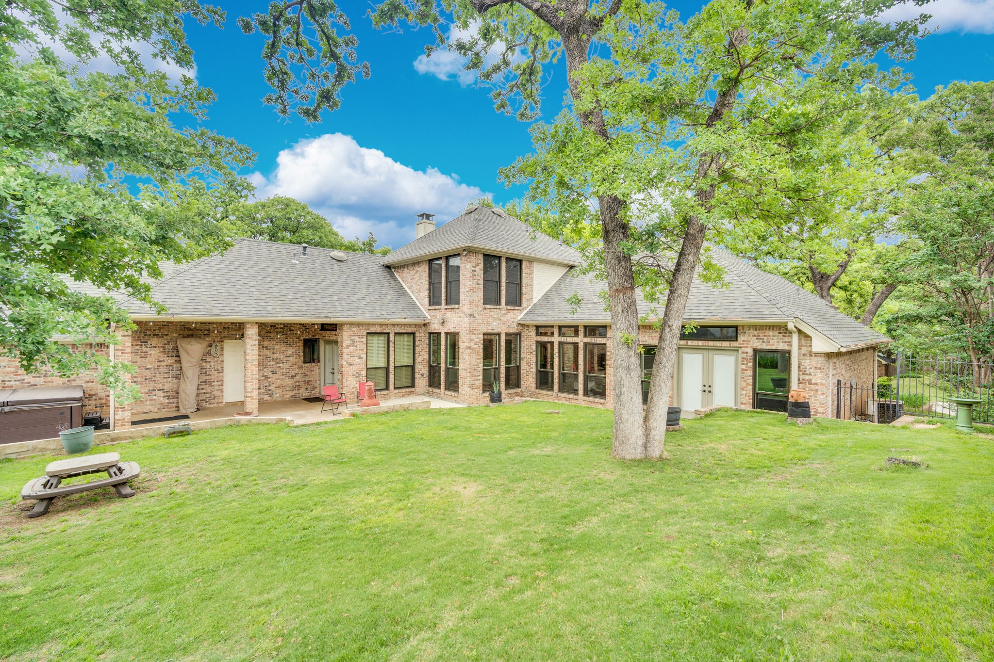 6105 Waterview Drive