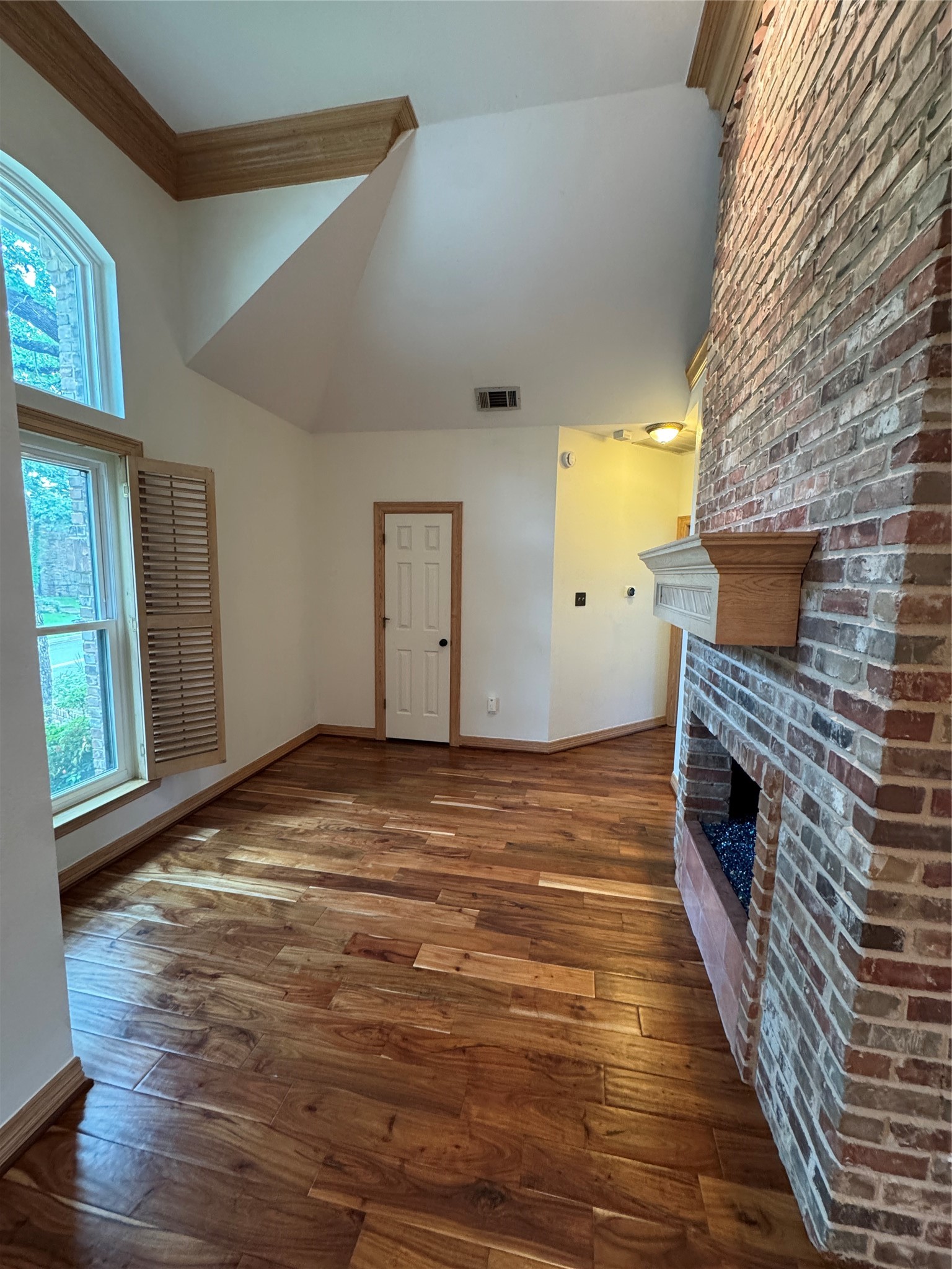 6105 Waterview Drive