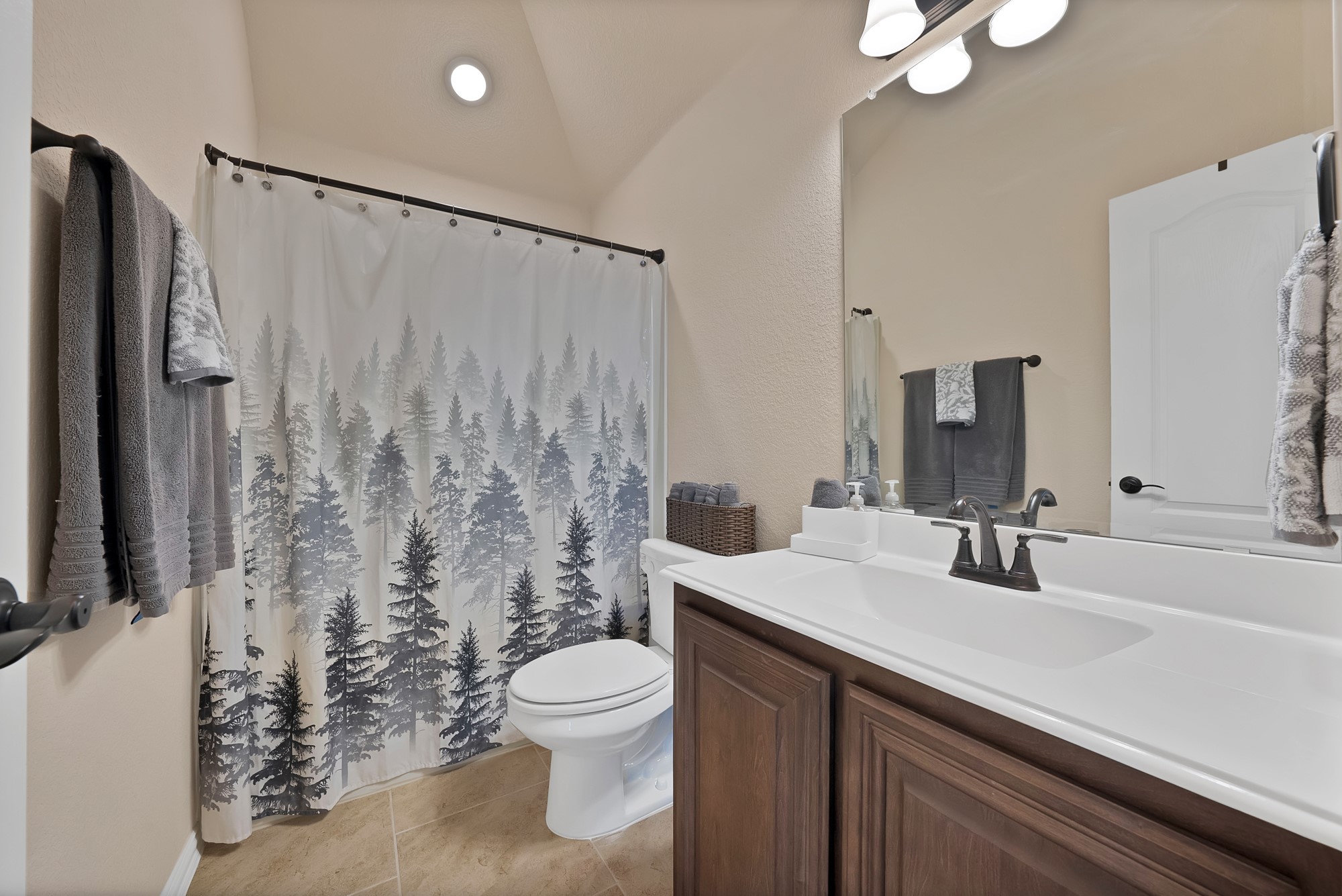 1040 Weeping Oak Drive