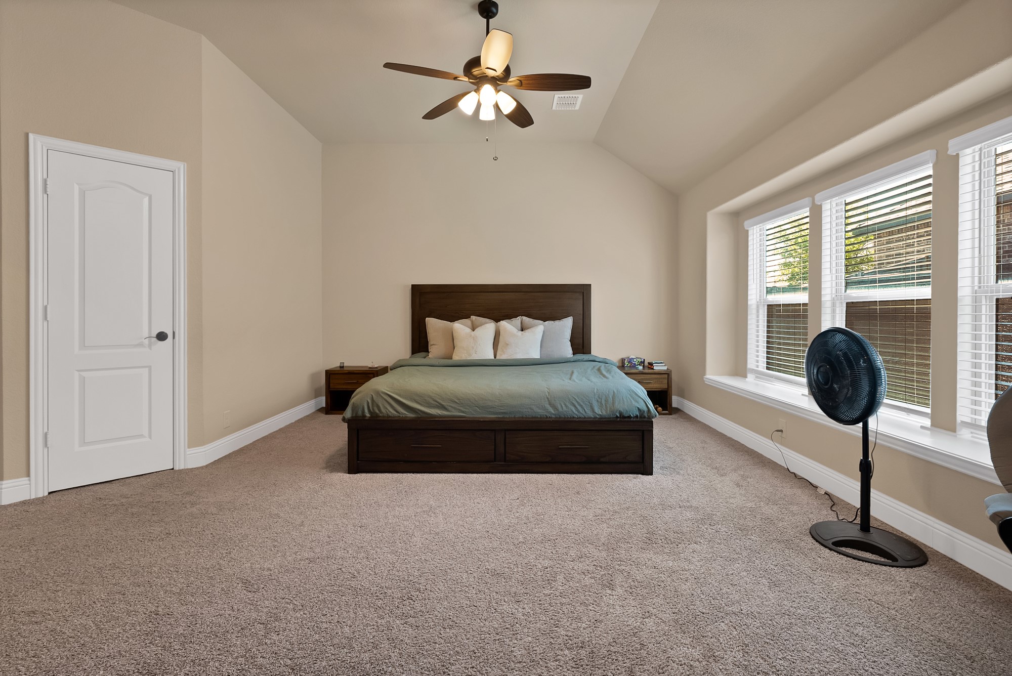 1040 Weeping Oak Drive