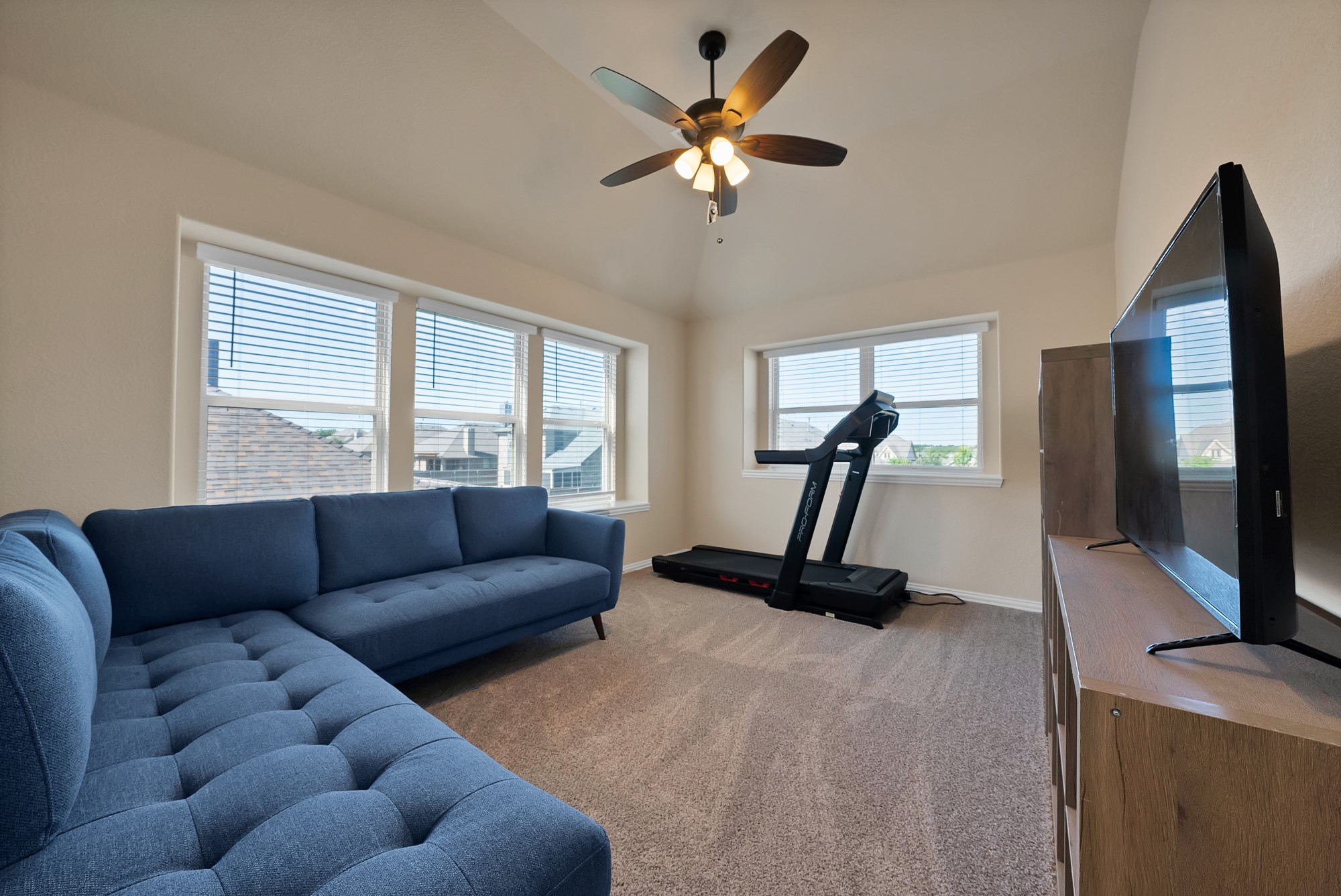 1040 Weeping Oak Drive